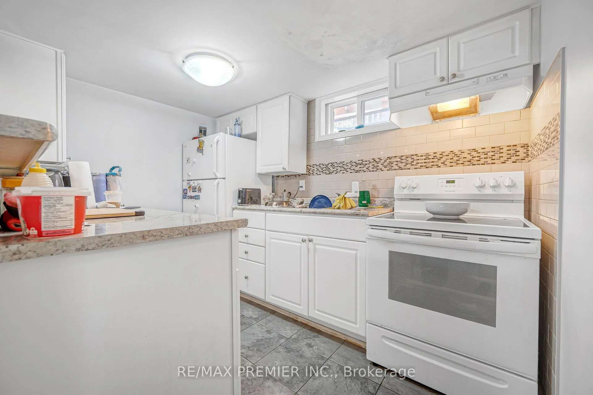 Photo 18 of Unit Bsmt, 23 Kaiser Drive, Vaughan, West Woodbridge — HOMEH