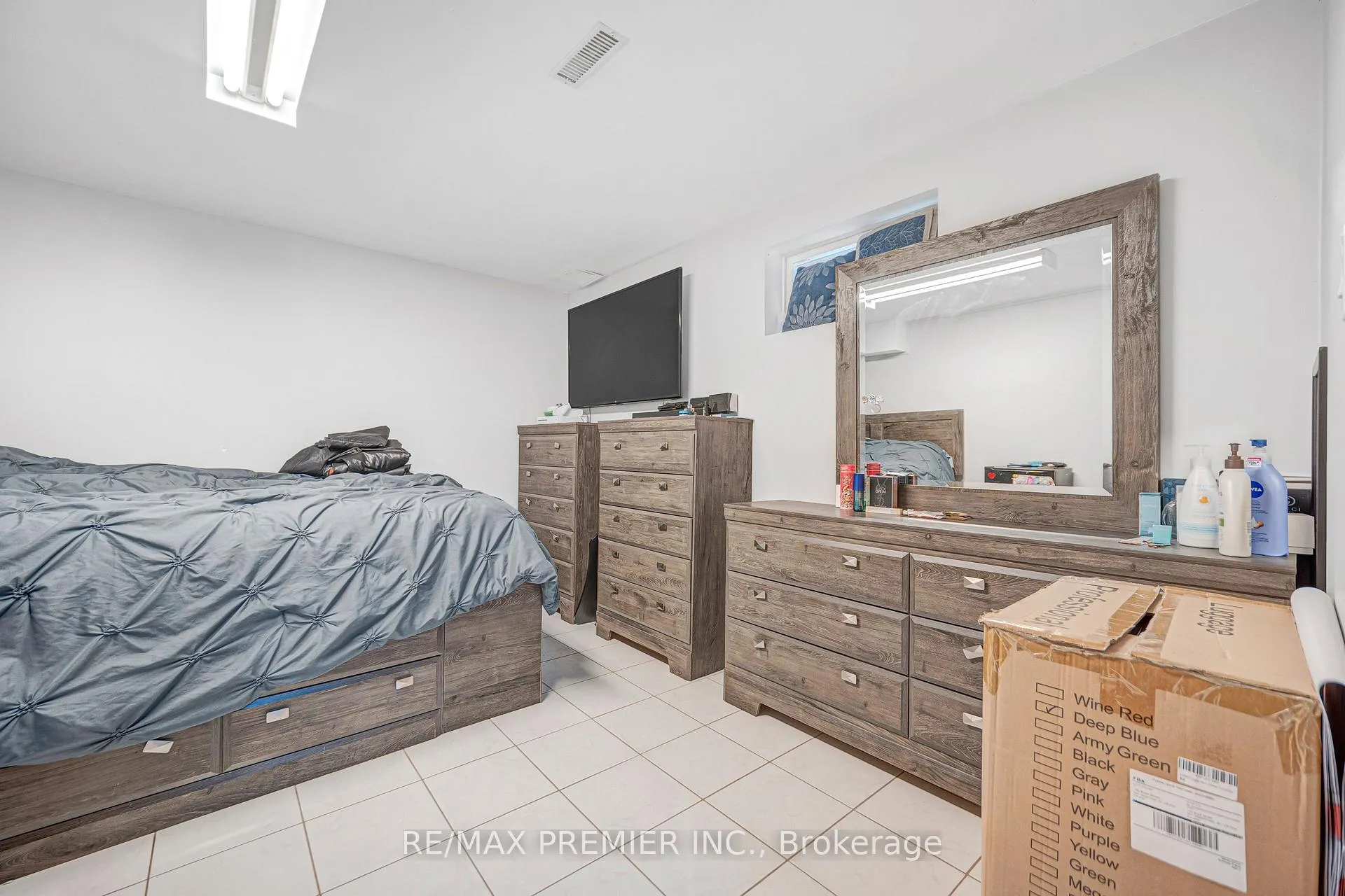 Photo 26 of Unit Bsmt, 23 Kaiser Drive, Vaughan, West Woodbridge — HOMEH