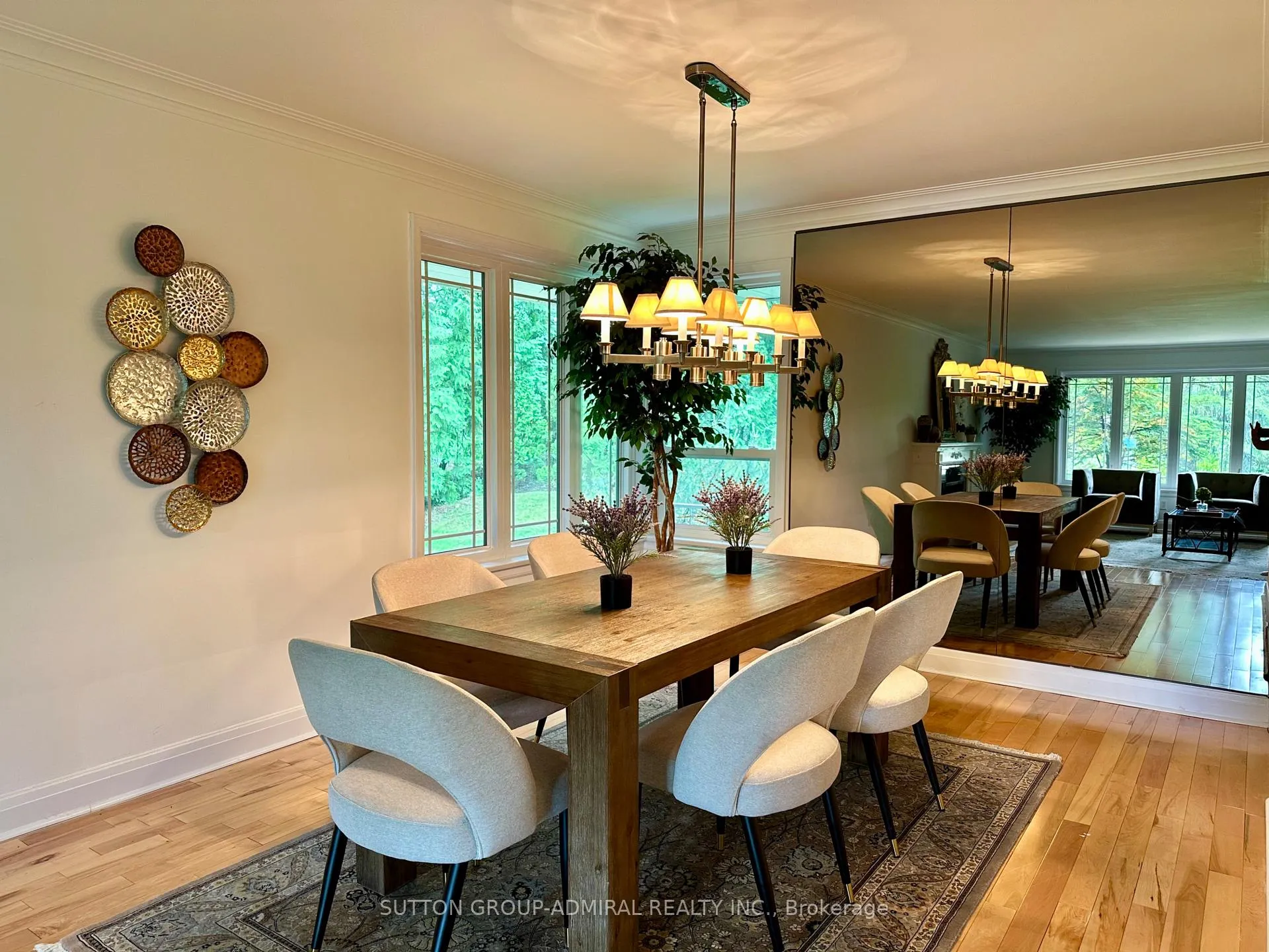 Photo 9 of 97 Valecrest Drive, Etobicoke, Edenbridge-Humber Valley — HOMEH