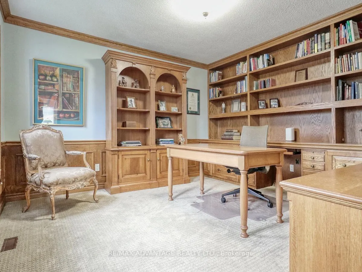 Photo 20 of 110 Whiteacres Drive, London, North F — HOMEH