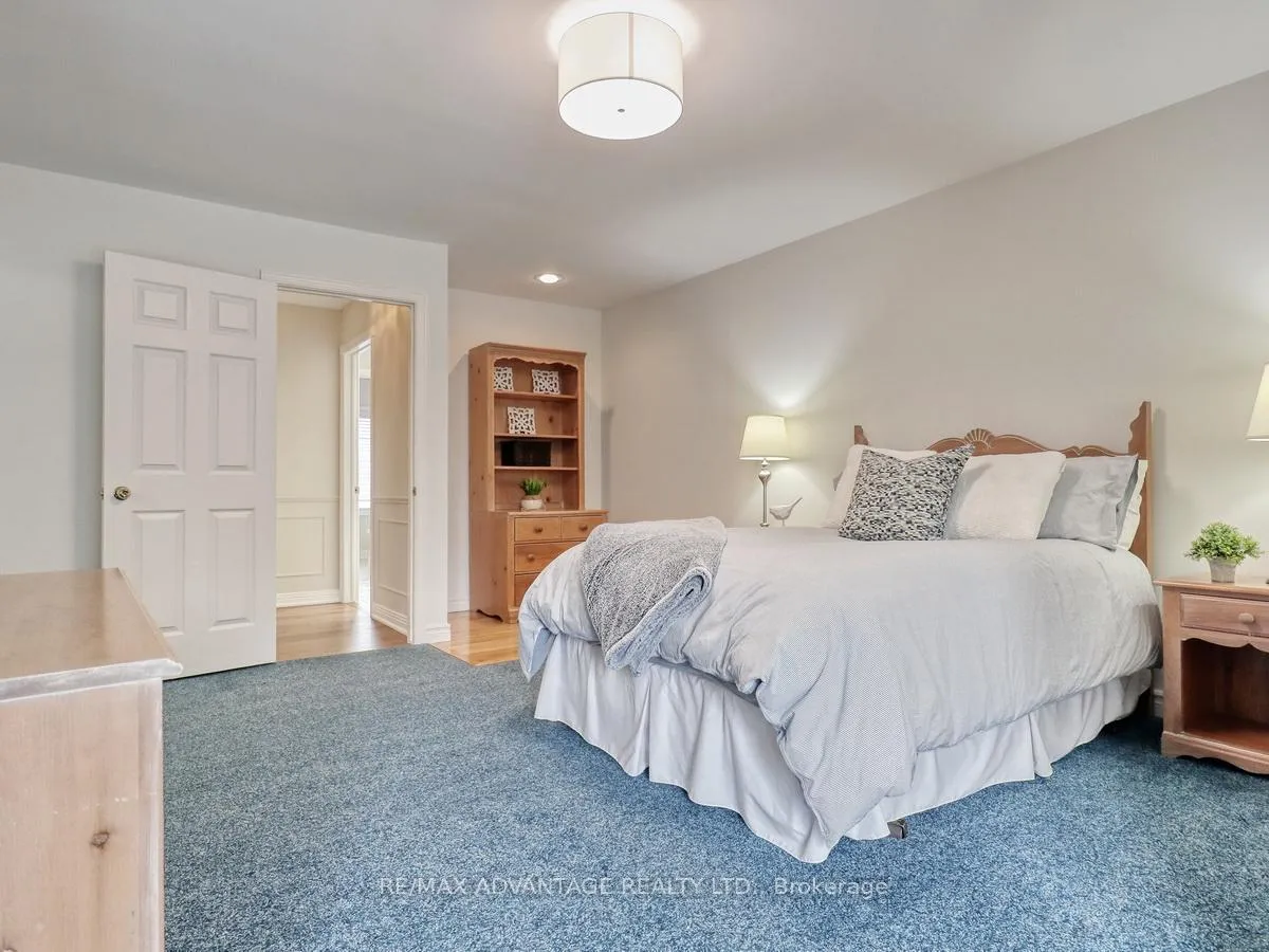 Photo 31 of 110 Whiteacres Drive, London, North F — HOMEH