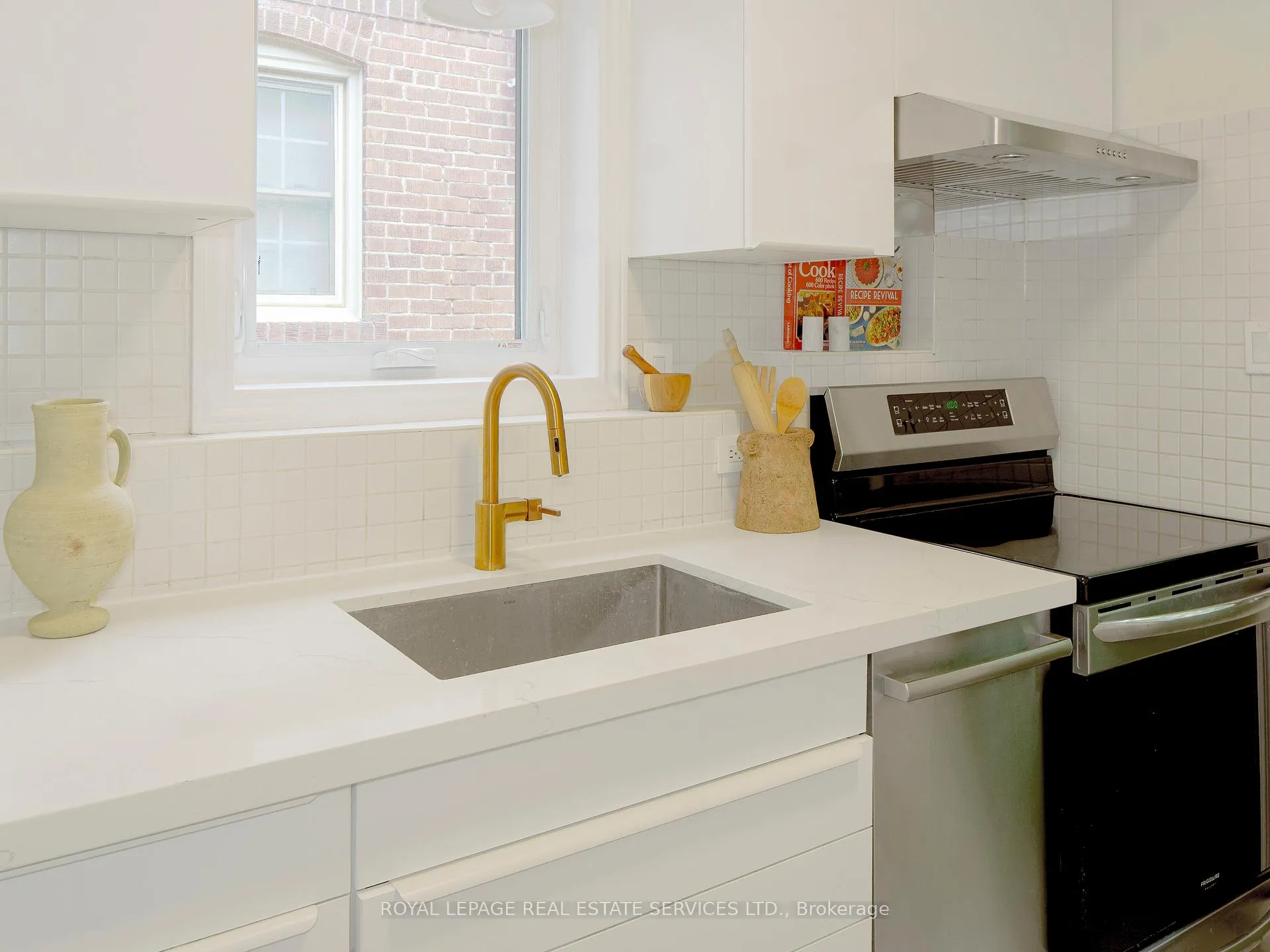 Photo 12 of 629 Winona Drive, Toronto, Oakwood Village — HOMEH