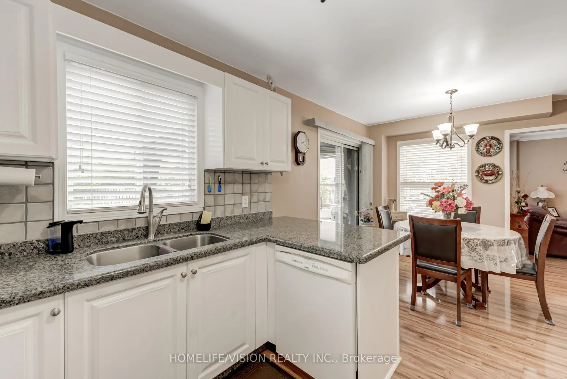 Photo 10 of 55 Etherington Crescent, Barrie, West Bayfield — HOMEH