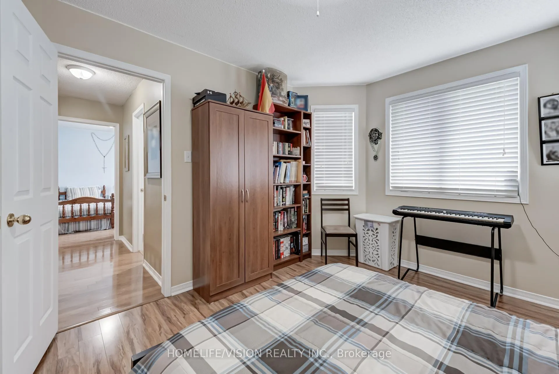 Photo 30 of 55 Etherington Crescent, Barrie, West Bayfield — HOMEH