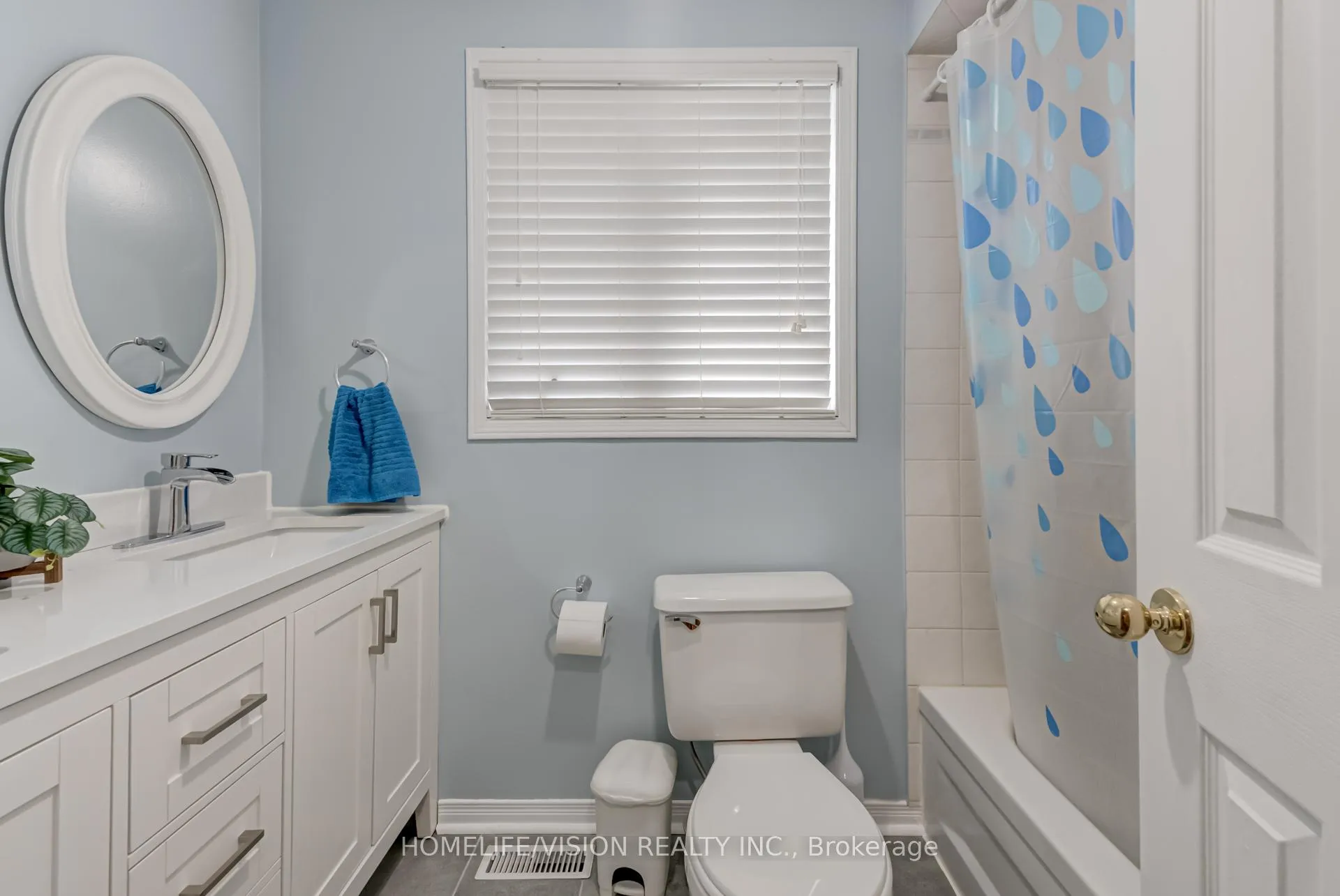 Photo 32 of 55 Etherington Crescent, Barrie, West Bayfield — HOMEH
