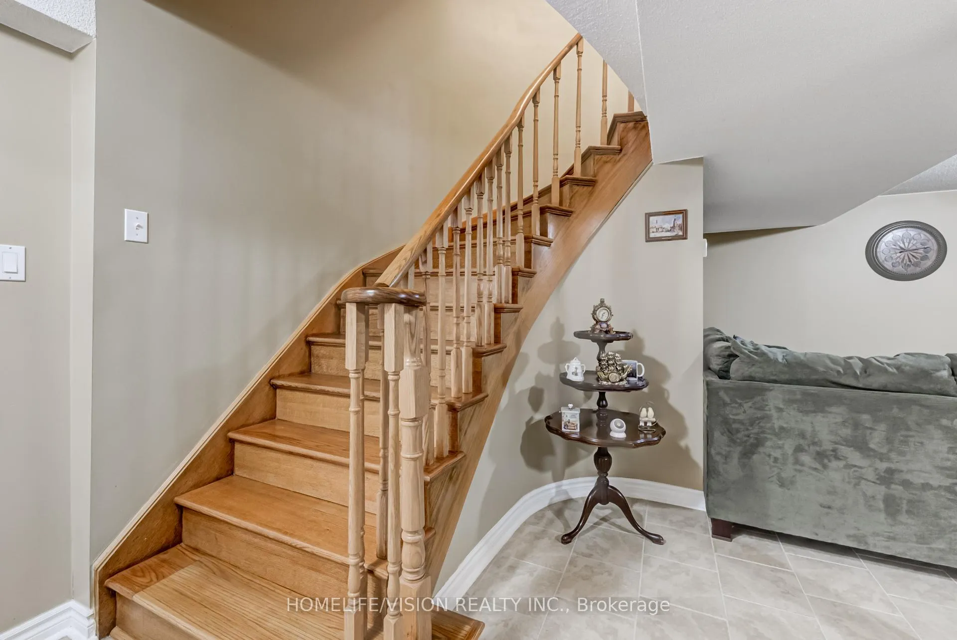 Photo 35 of 55 Etherington Crescent, Barrie, West Bayfield — HOMEH