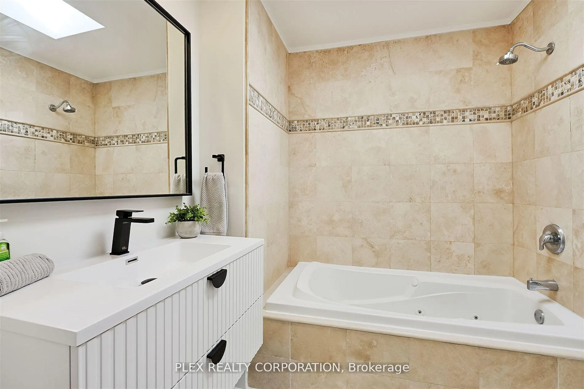 Photo 22 of 121 Virginia Avenue, Toronto, Danforth Village-East York — HOMEH