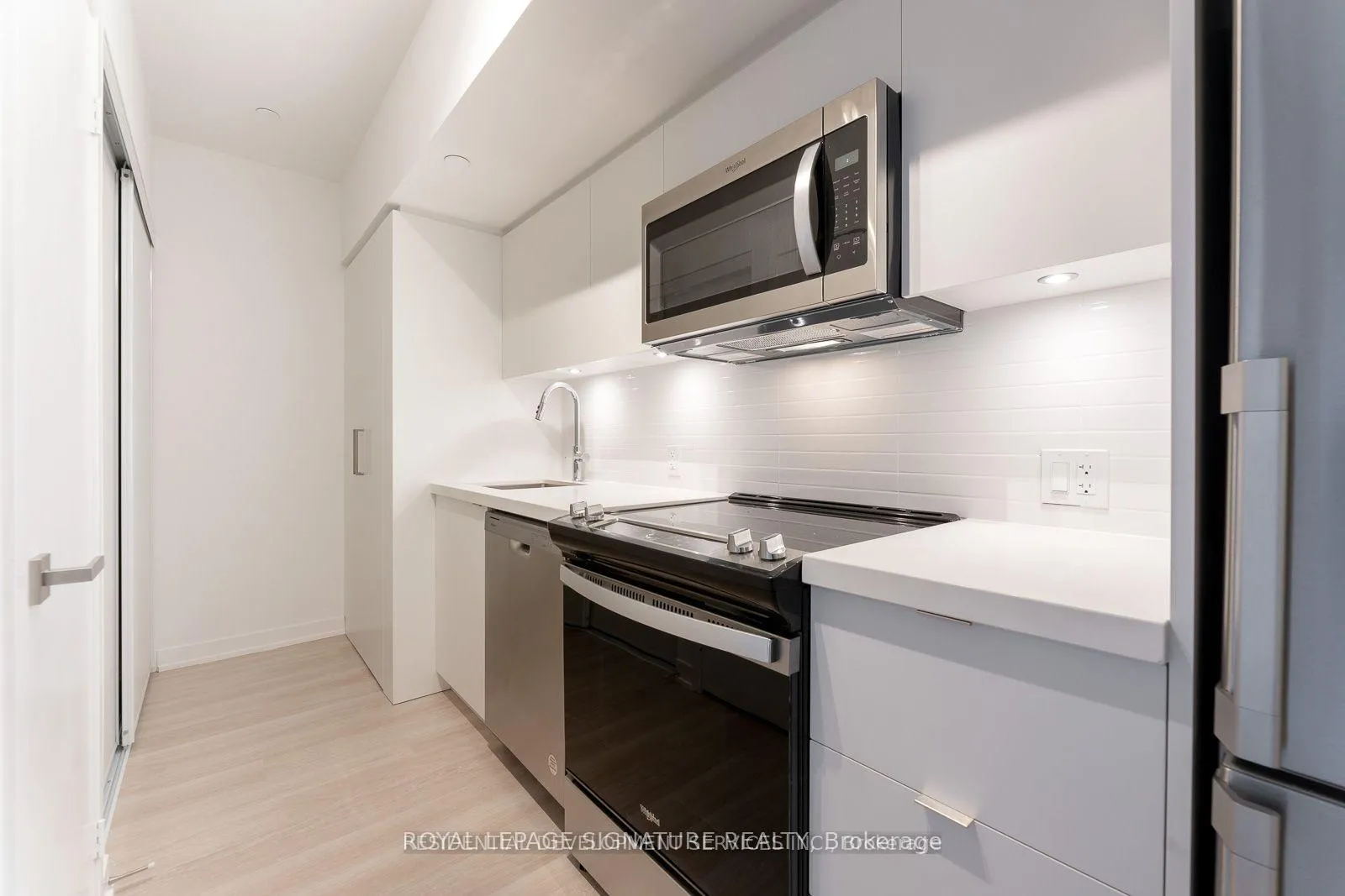 Photo 6 of Unit 548, 500 Wilson Avenue, North York, Clanton Park — HOMEH