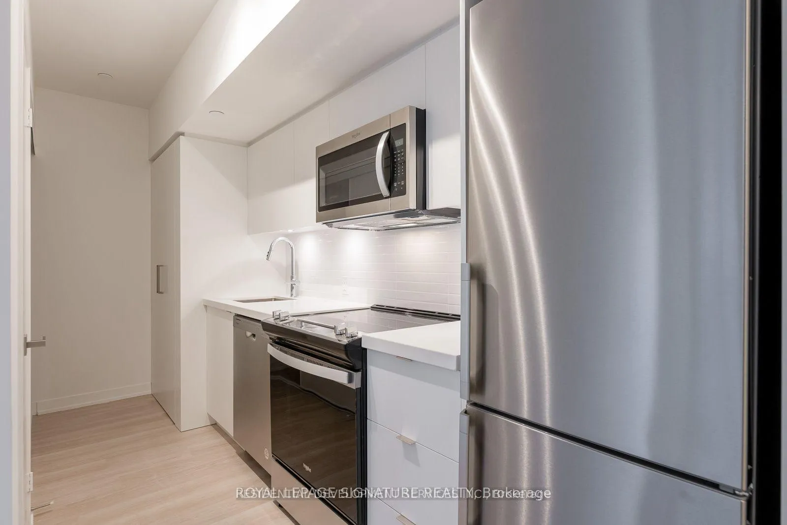Photo 7 of Unit 548, 500 Wilson Avenue, North York, Clanton Park — HOMEH