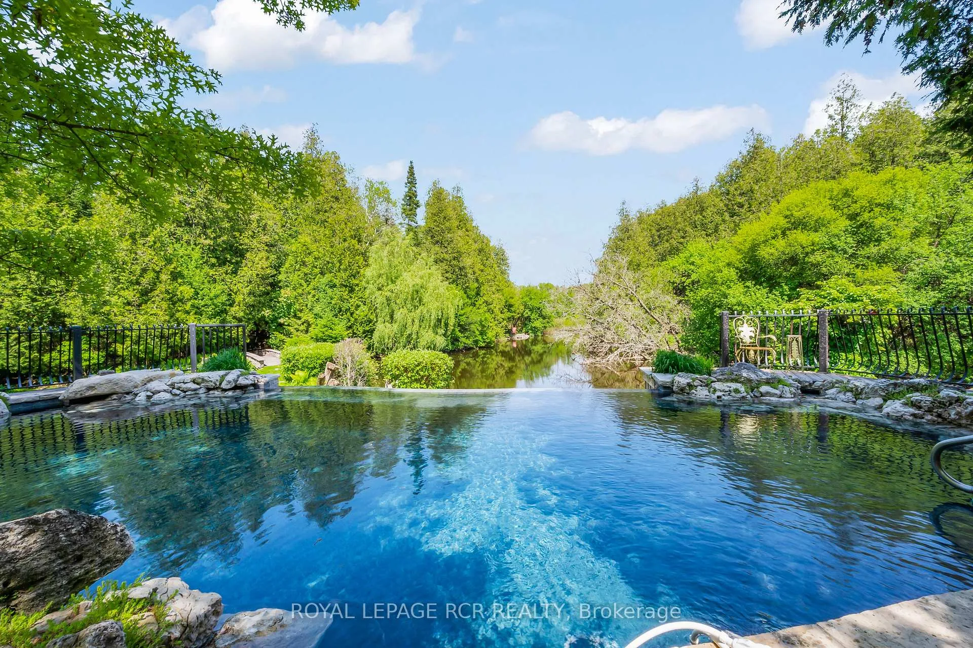 Photo 3 of 15 River Bluff Path, Guelph/Eramosa, Rural Guelph/Eramosa East — HOMEH