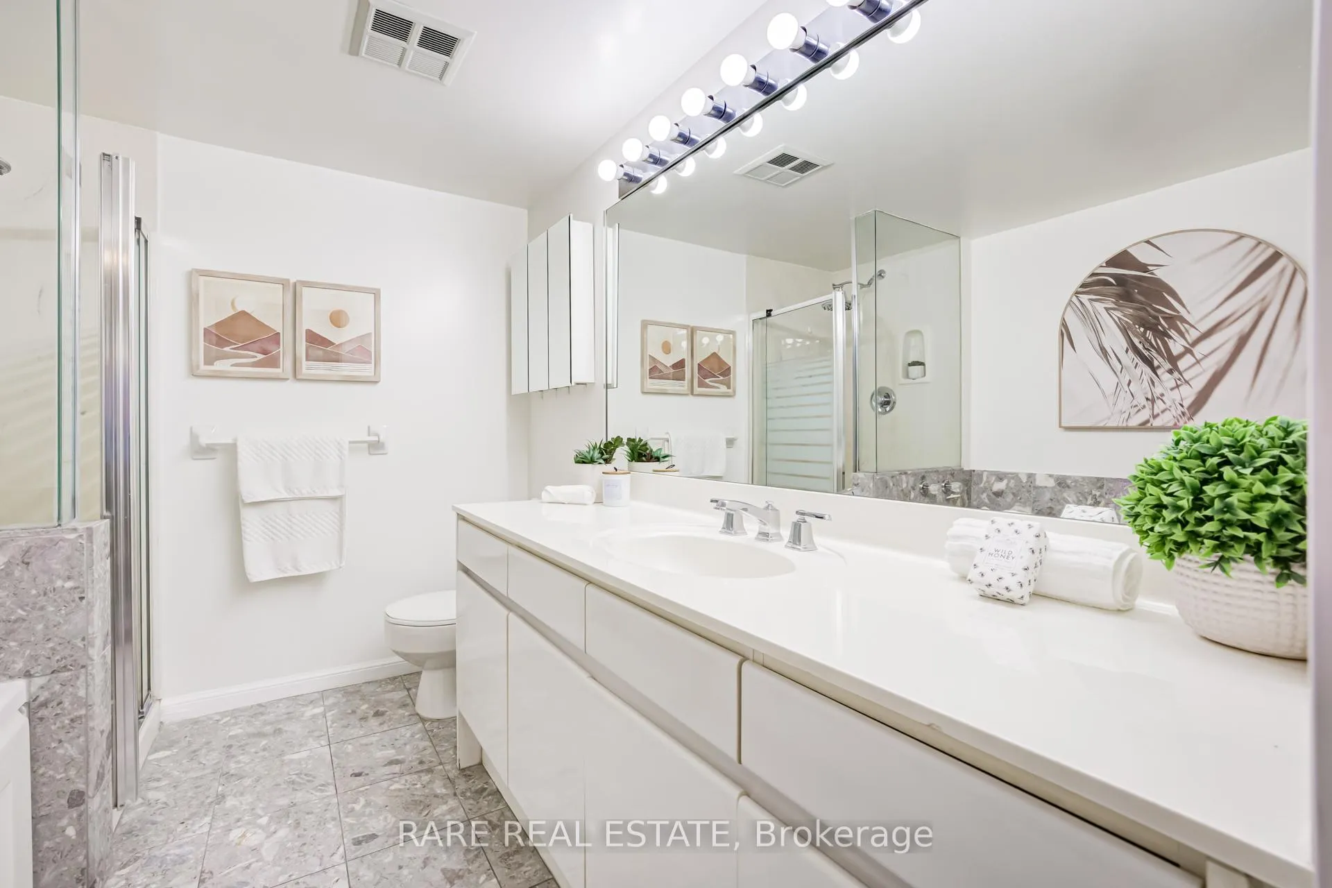 Photo 6 of Unit 506, 7 Carlton Street, Toronto, Church-Yonge Corridor — HOMEH