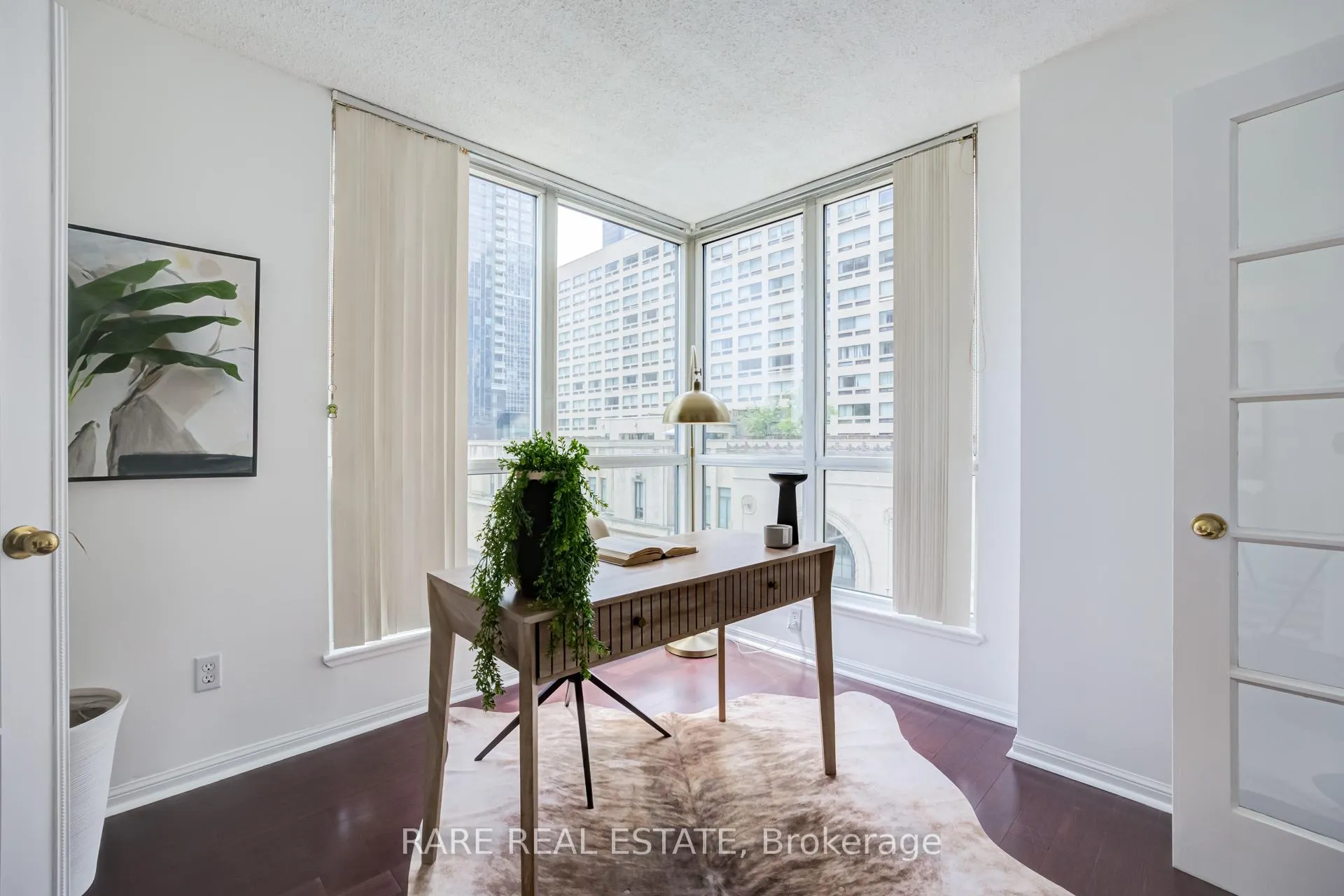 Photo 9 of Unit 506, 7 Carlton Street, Toronto, Church-Yonge Corridor — HOMEH
