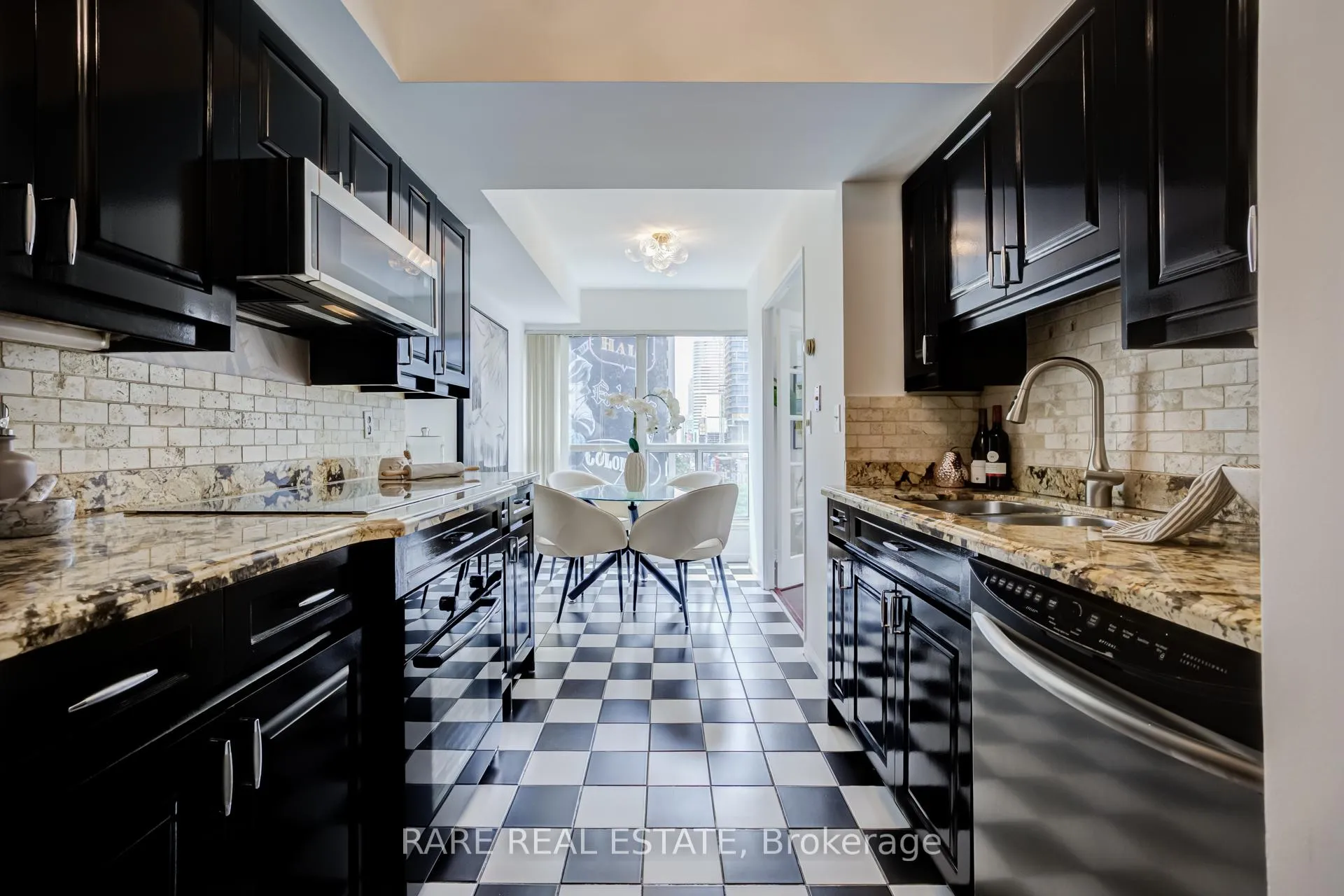 Photo 12 of Unit 506, 7 Carlton Street, Toronto, Church-Yonge Corridor — HOMEH