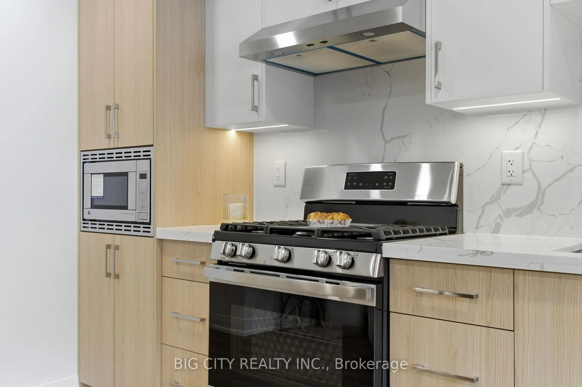 Photo 9 of Unit 1, 68 Westholme Avenue, Toronto, Junction Area — HOMEH