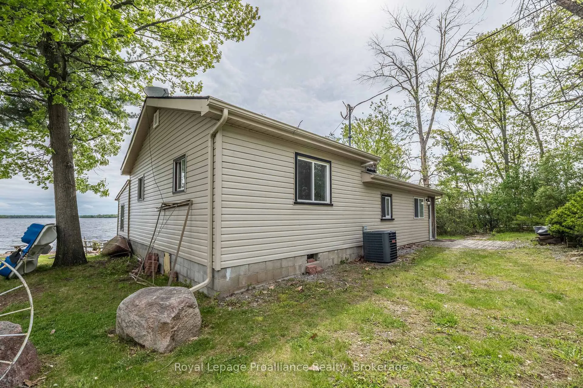Photo 22 of 75 Houston Lane, Tweed, Hungerford (Twp) — HOMEH