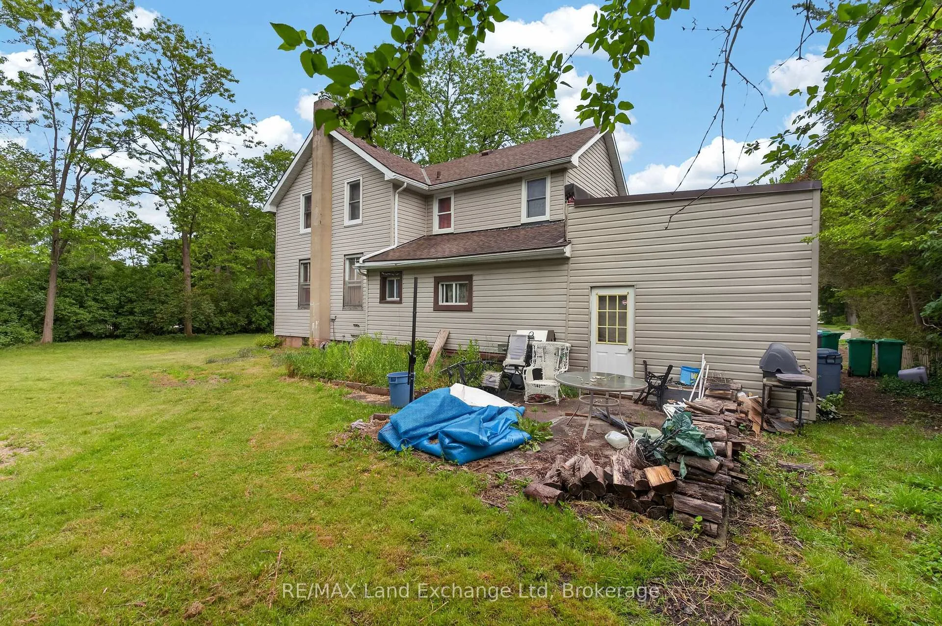 Photo 9 of 179 Lighthouse Street W, Goderich, Goderich (Town) — HOMEH