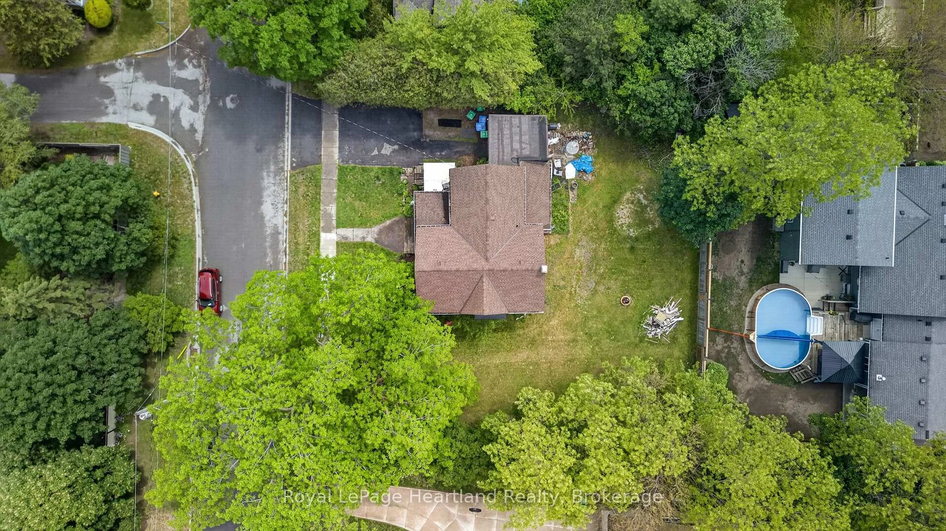Photo 26 of 179 Lighthouse Street W, Goderich, Goderich (Town) — HOMEH