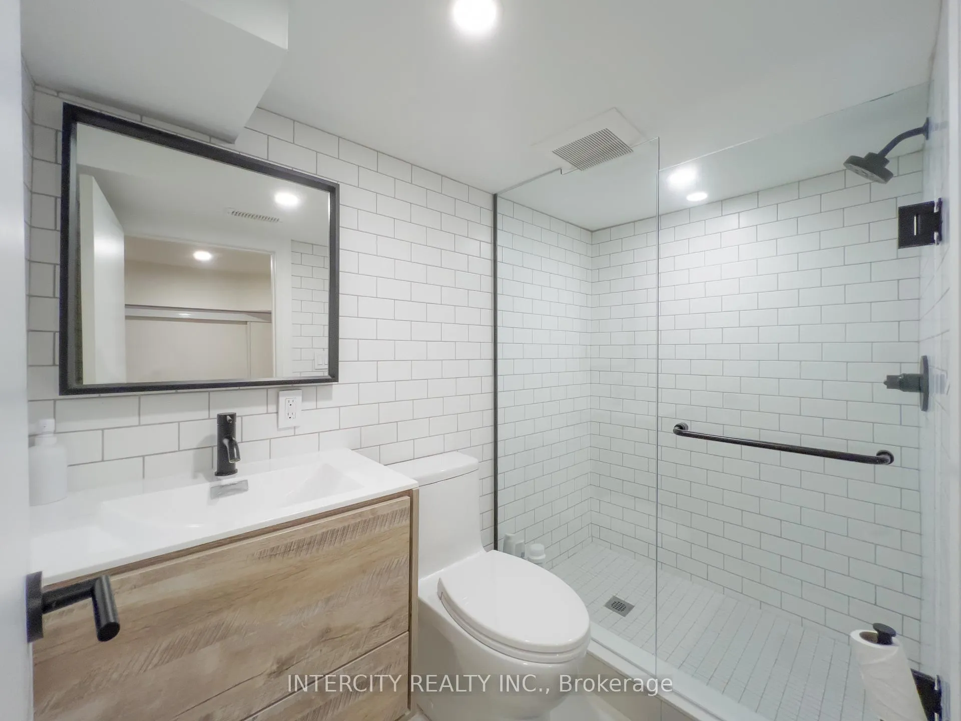 Photo 37 of 92 Dagmar Avenue, Toronto, South Riverdale — HOMEH