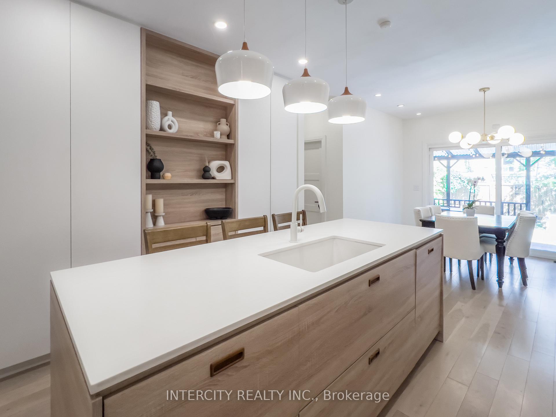 Photo 4 of 92 Dagmar Avenue, Toronto, South Riverdale — HOMEH