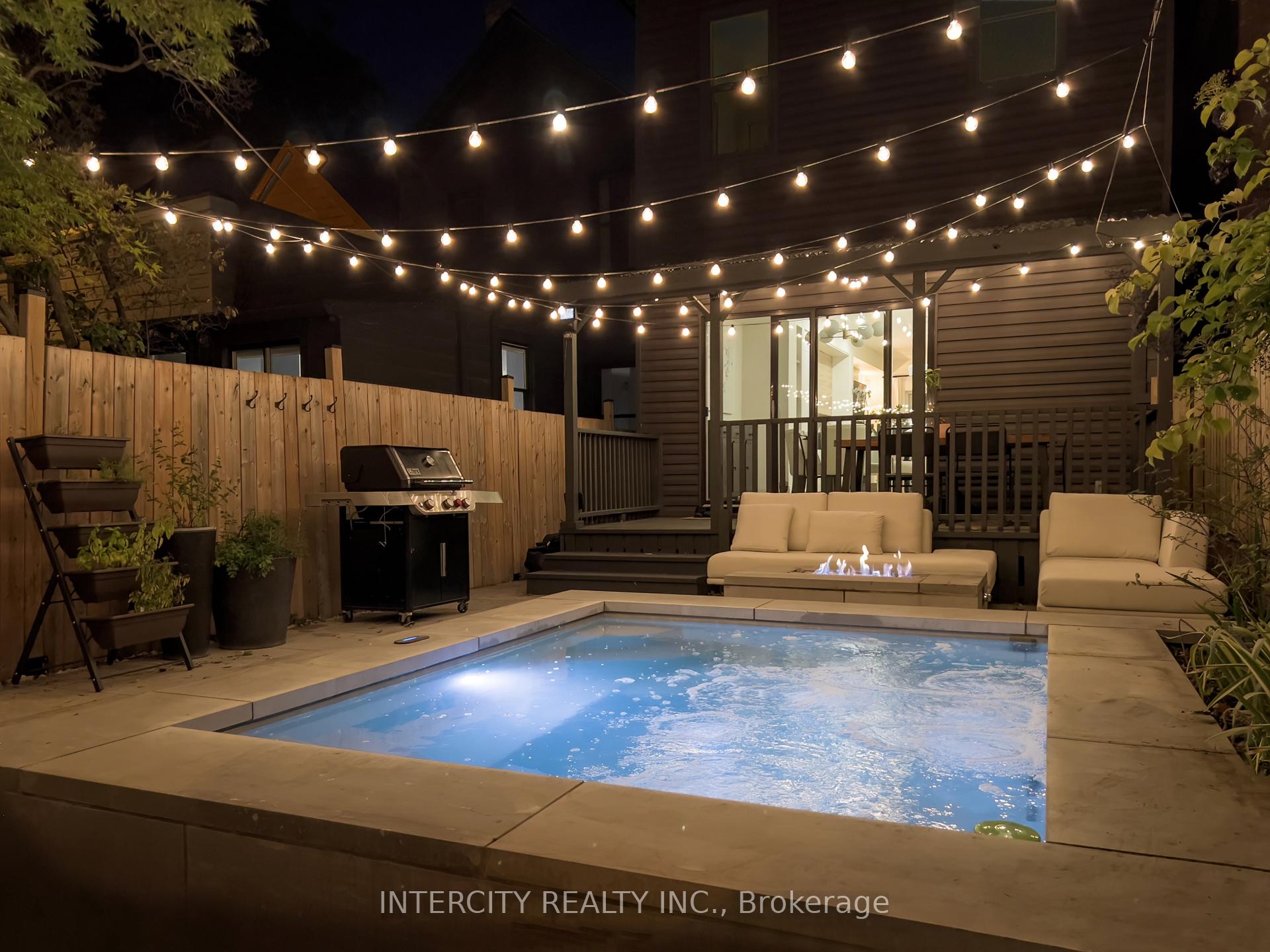 Photo 10 of 92 Dagmar Avenue, Toronto, South Riverdale — HOMEH