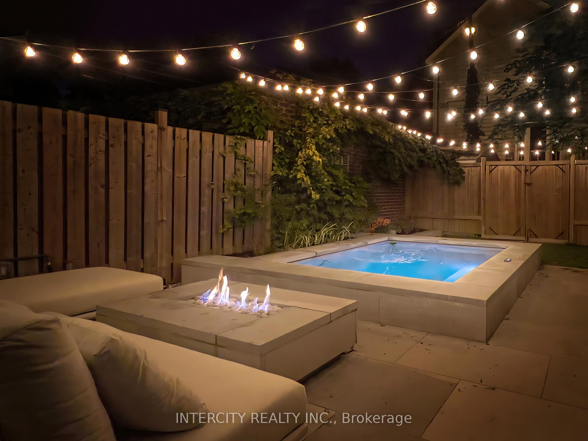 Photo 11 of 92 Dagmar Avenue, Toronto, South Riverdale — HOMEH