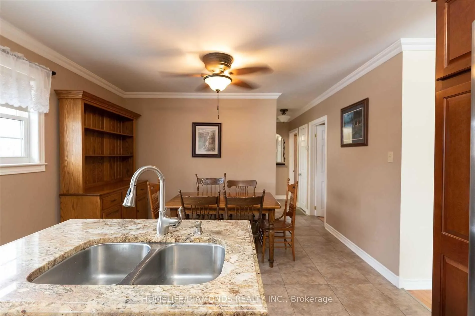 Photo 9 of Unit UPPER, 87 Raylawn Crescent, Halton Hills, Georgetown — HOMEH