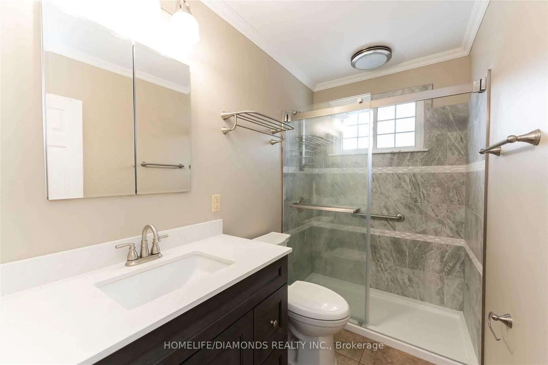 Photo 13 of Unit UPPER, 87 Raylawn Crescent, Halton Hills, Georgetown — HOMEH