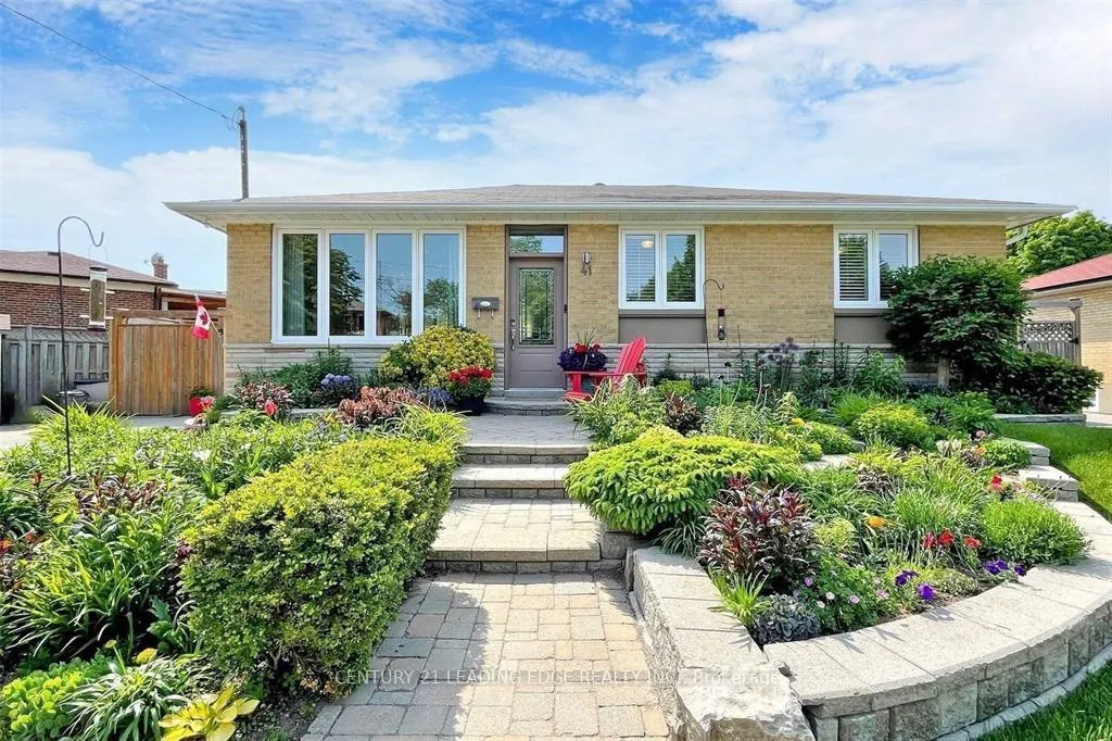 Front of Unit Bsmt, 41 Roseglor Crescent
