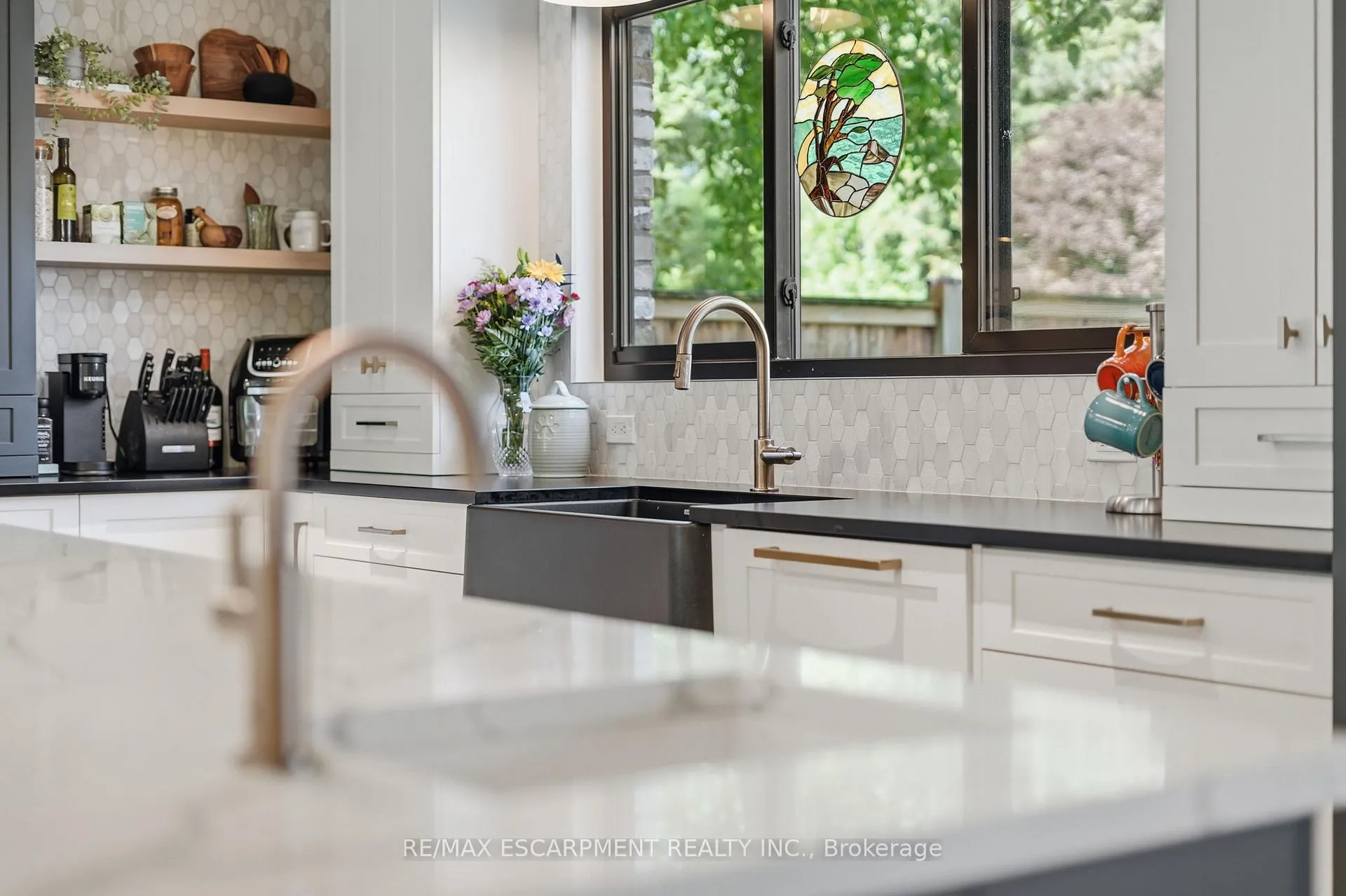 Photo 19 of 617 Grays Road, Hamilton, Confederation Park — HOMEH