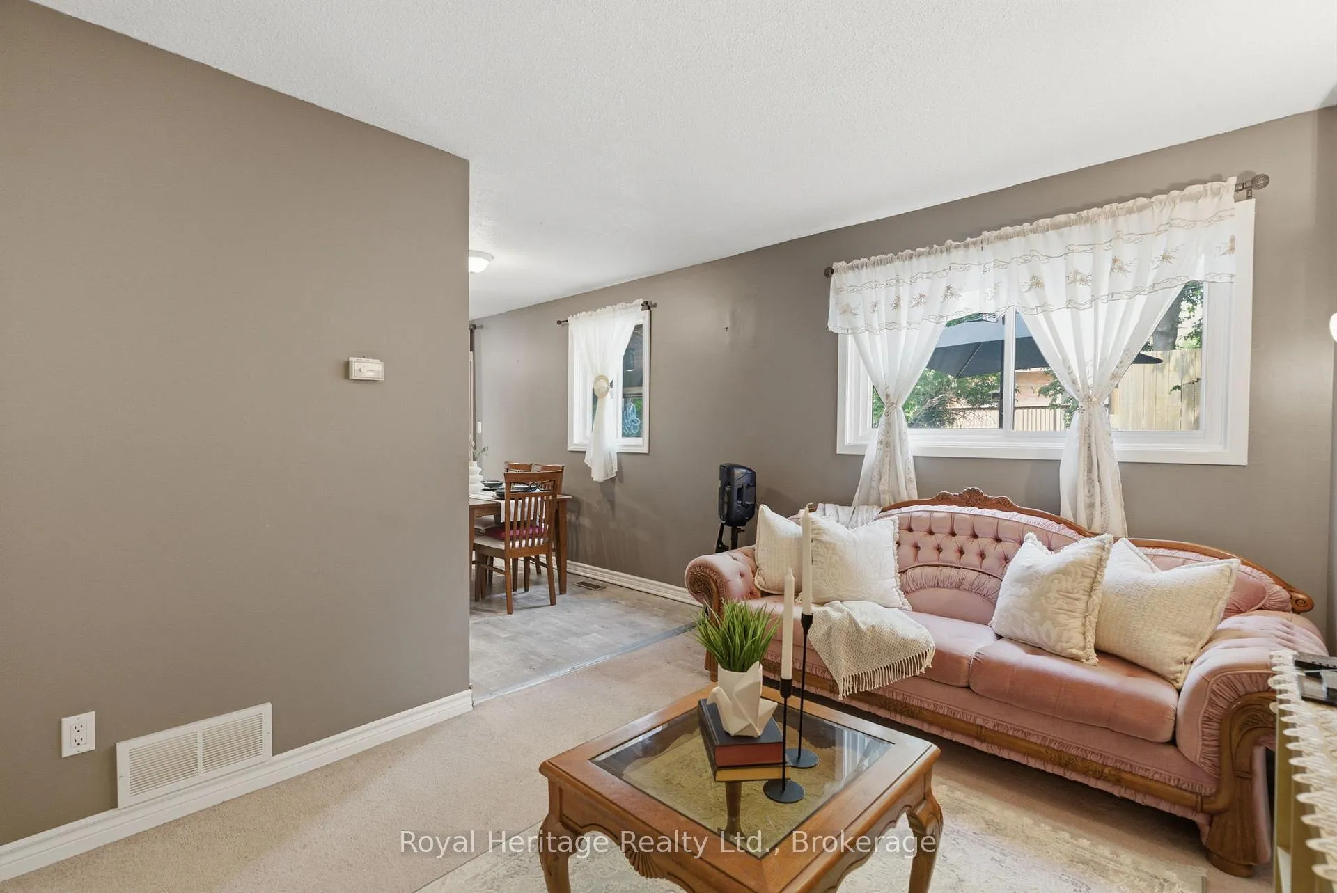 Photo 15 of 81 Doreen Crescent, Clarington, Bowmanville — HOMEH