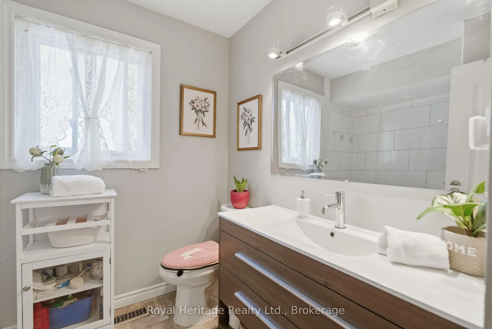 Photo 21 of 81 Doreen Crescent, Clarington, Bowmanville — HOMEH