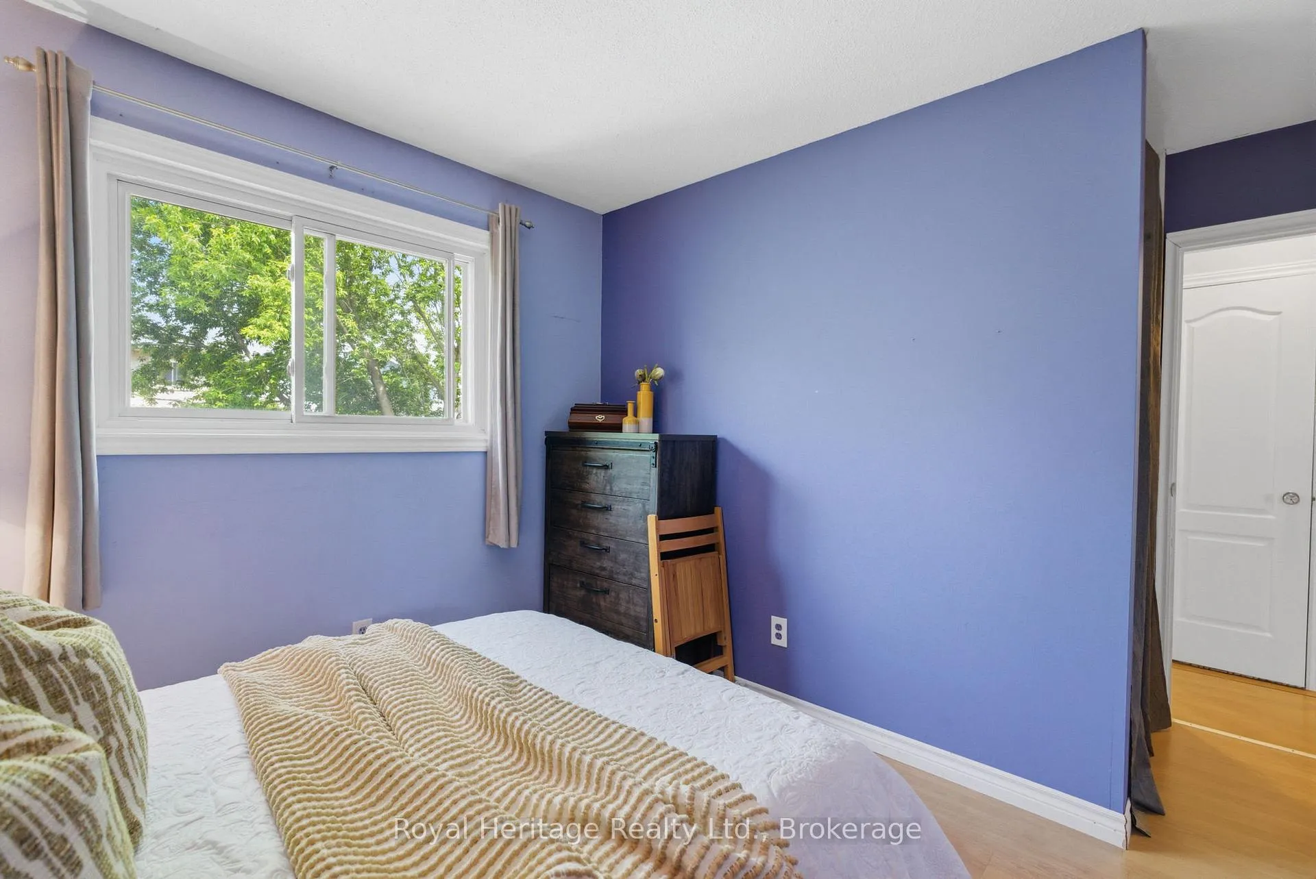 Photo 25 of 81 Doreen Crescent, Clarington, Bowmanville — HOMEH