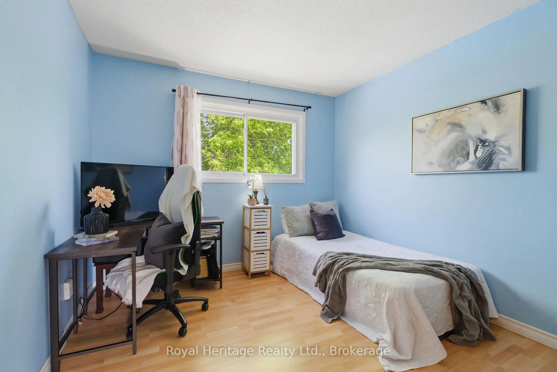Photo 29 of 81 Doreen Crescent, Clarington, Bowmanville — HOMEH