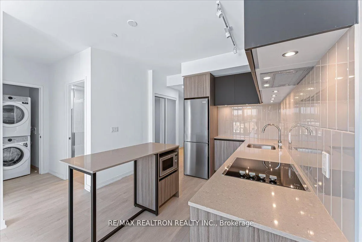 Photo 10 of Unit C616, 8 Beverley Glen Boulevard, Vaughan, Beverley Glen — HOMEH