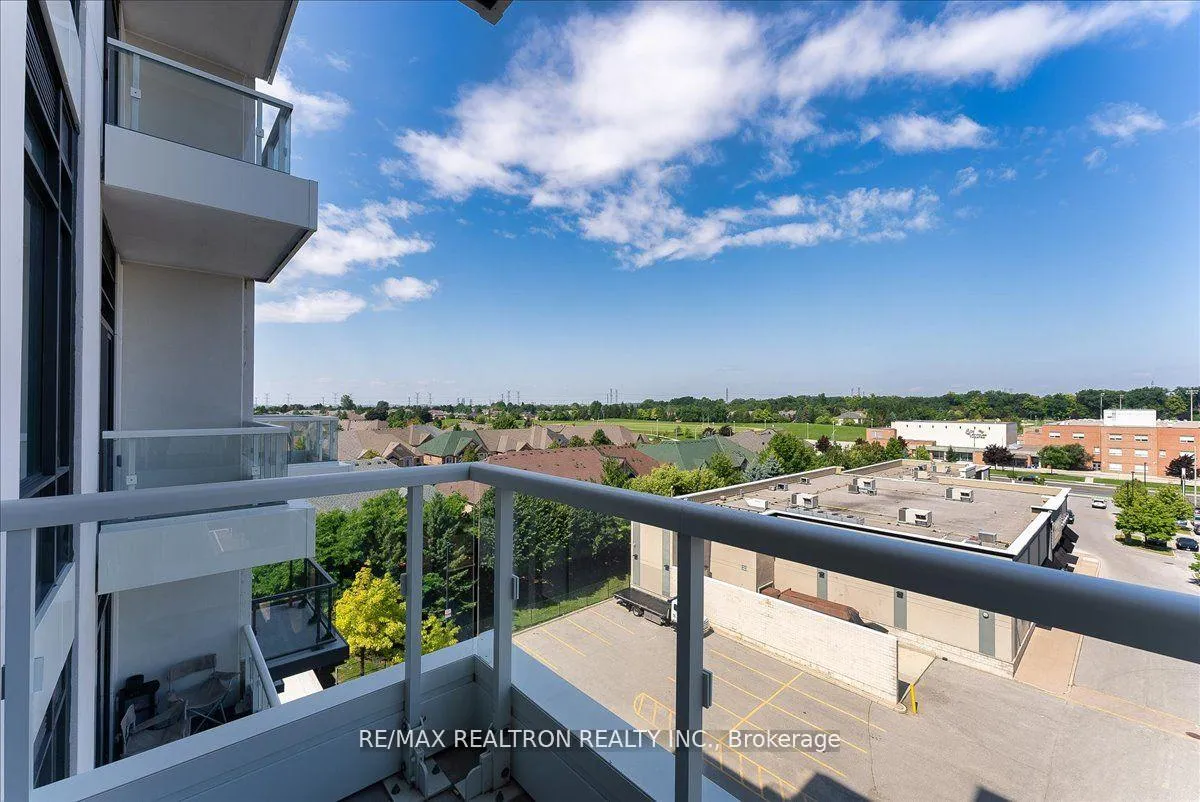 Photo 12 of Unit C616, 8 Beverley Glen Boulevard, Vaughan, Beverley Glen — HOMEH