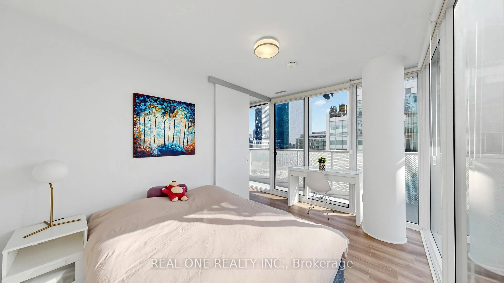 Photo 13 of Unit 907, 15 Queens Quay E, Toronto, Waterfront Communities — HOMEH