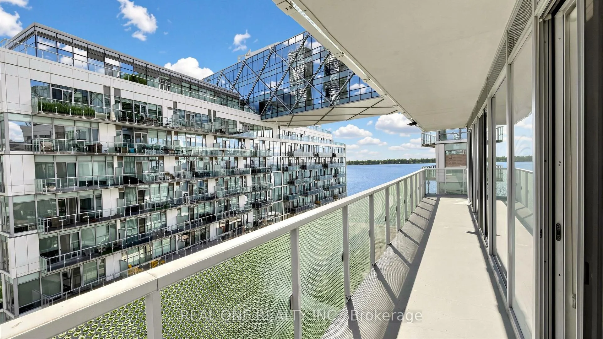 Photo 25 of Unit 907, 15 Queens Quay E, Toronto, Waterfront Communities — HOMEH