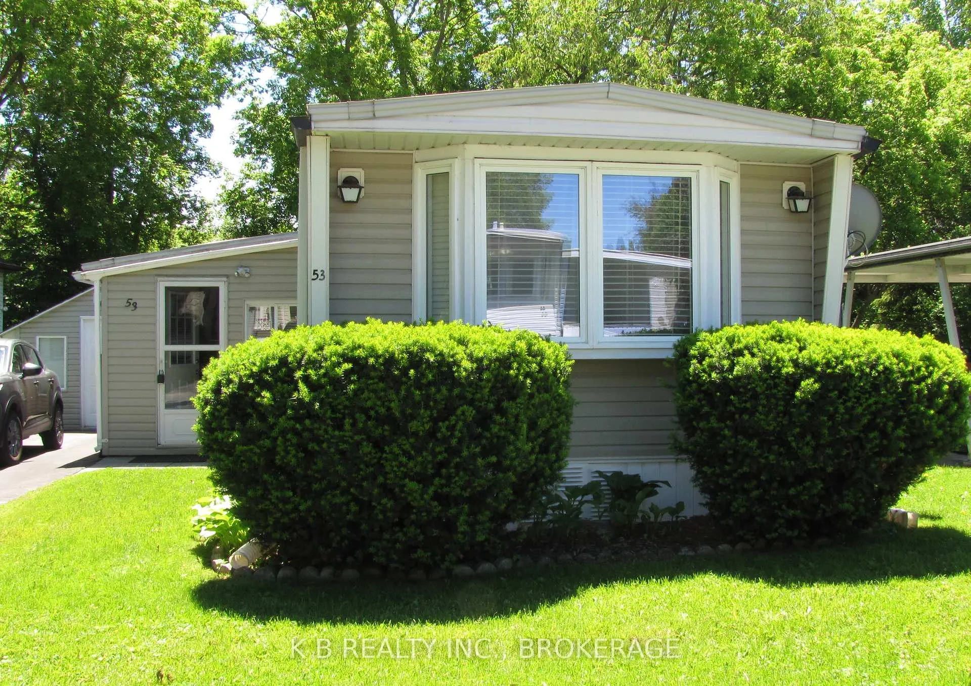 Photo 1 of 53 Worthington Way, Kingston, Rideau — HOMEH