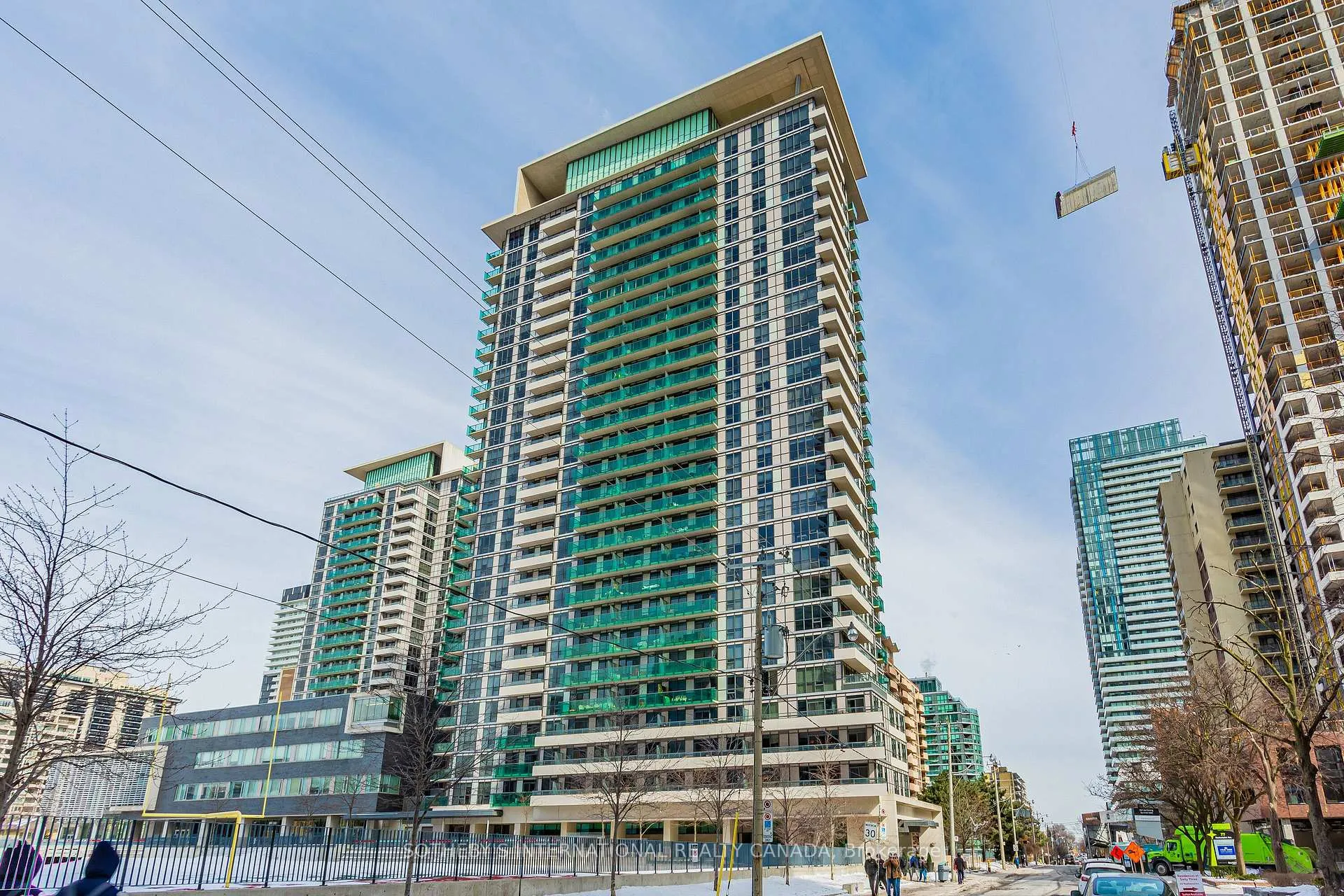 Photo 1 of Unit 2014, 70 Roehampton Avenue, Toronto, Mount Pleasant West — HOMEH