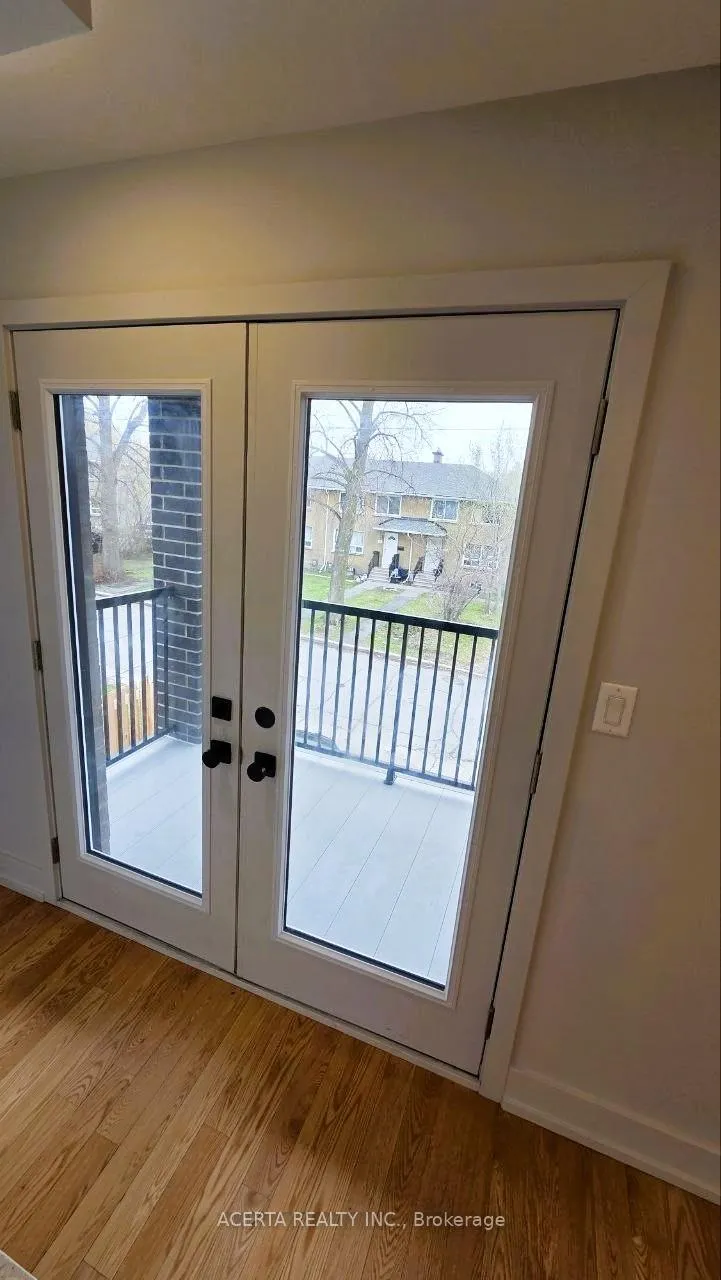 Photo 6 of Unit B, 1252 Trenton Avenue, Ottawa, Carlington — HOMEH