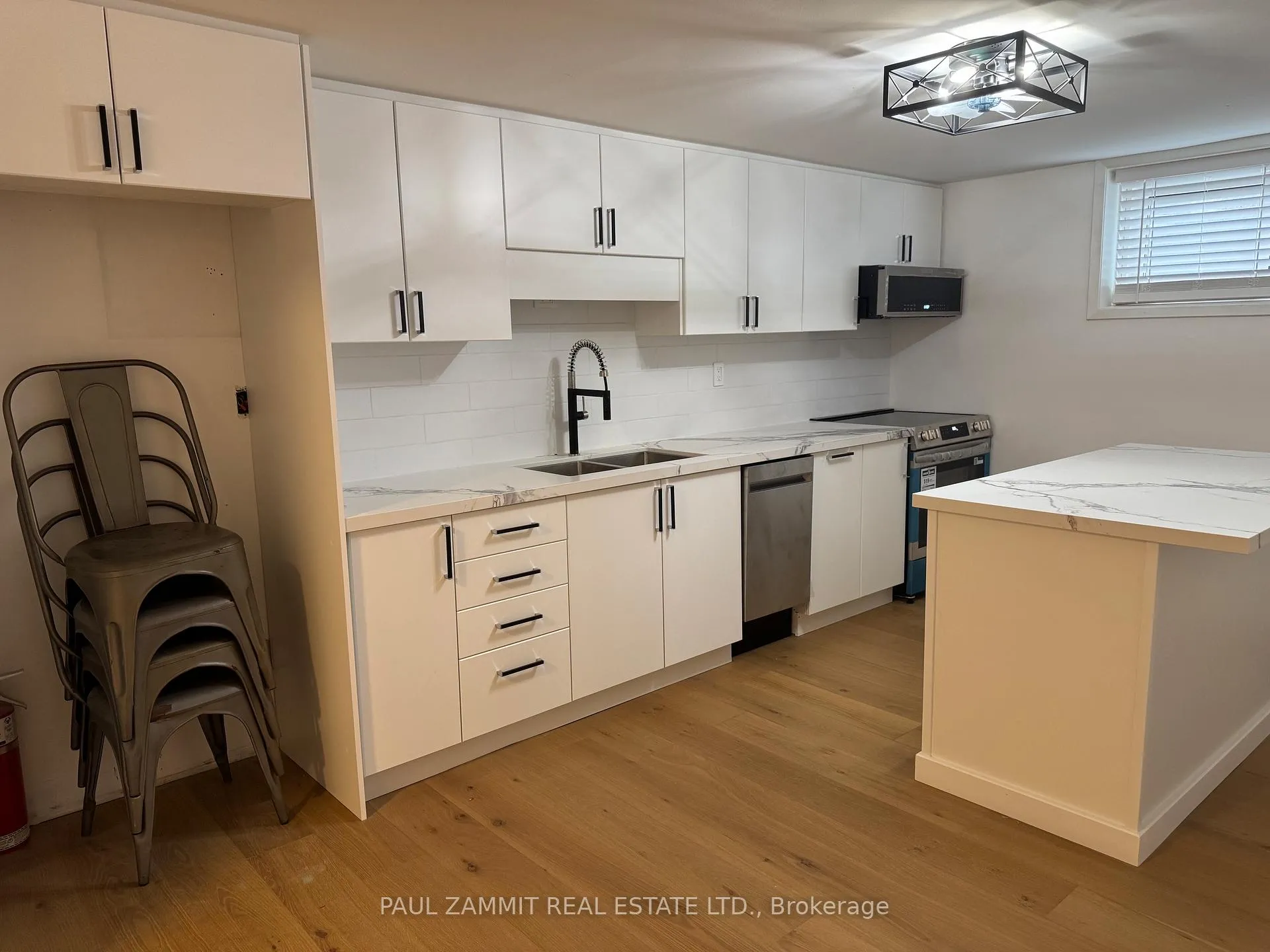 Photo 2 of Unit #3, 329 Green Street, Whitby, Downtown Whitby — HOMEH