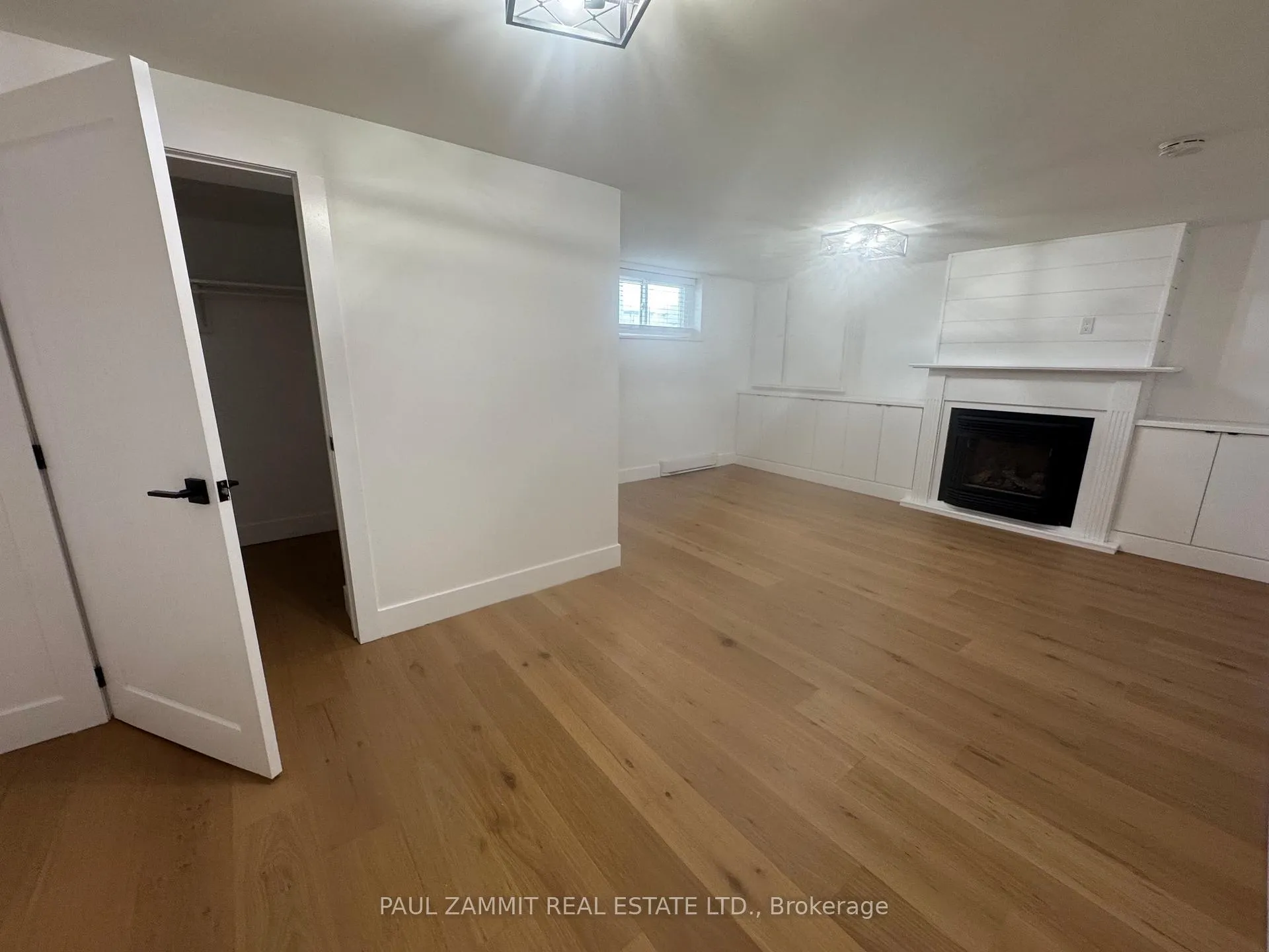Photo 3 of Unit #3, 329 Green Street, Whitby, Downtown Whitby — HOMEH