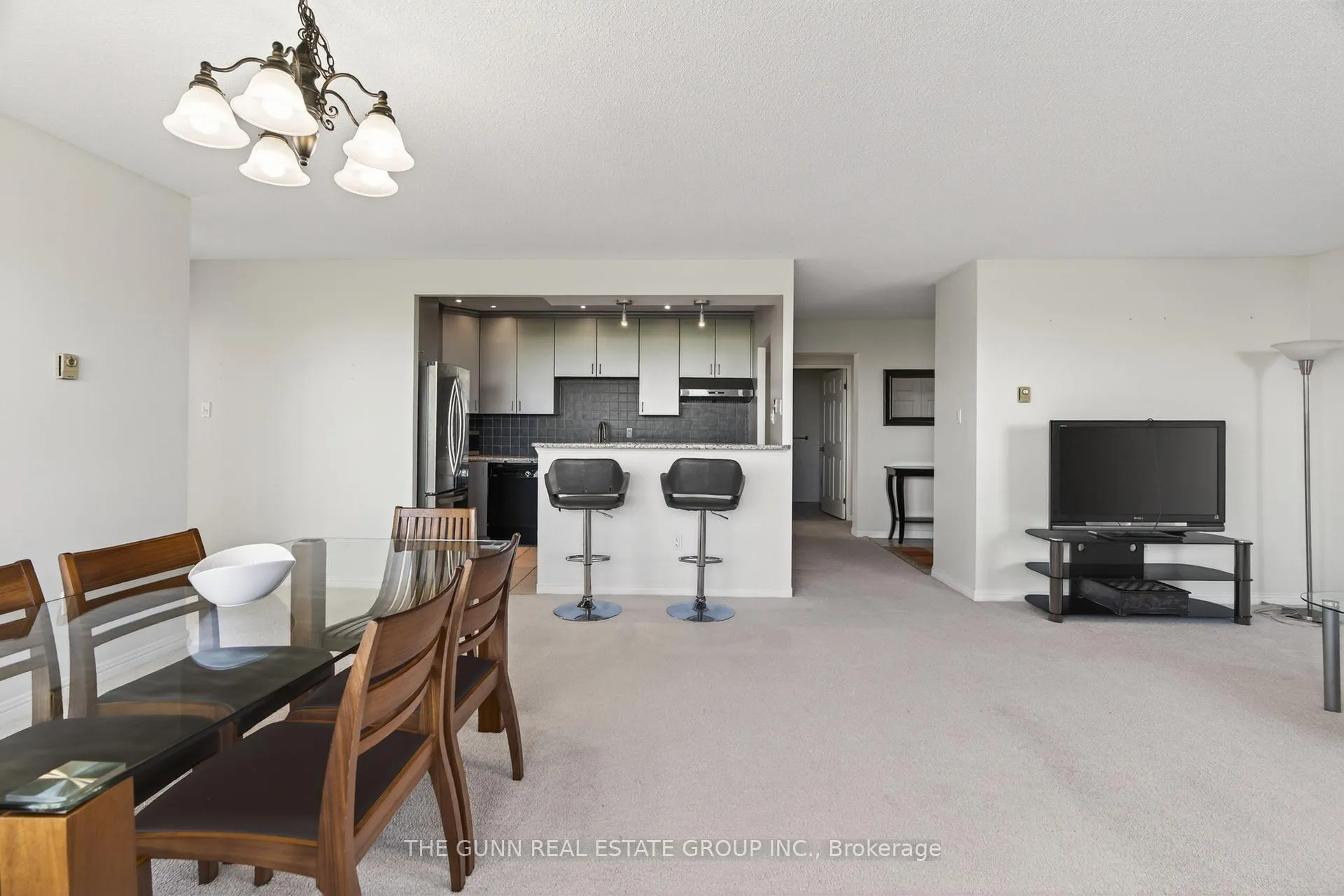 Photo 14 of Unit 607, 549 Ridout Street, London, East F — HOMEH