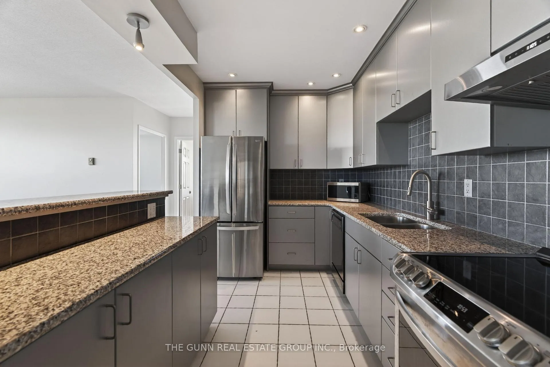 Photo 16 of Unit 607, 549 Ridout Street, London, East F — HOMEH