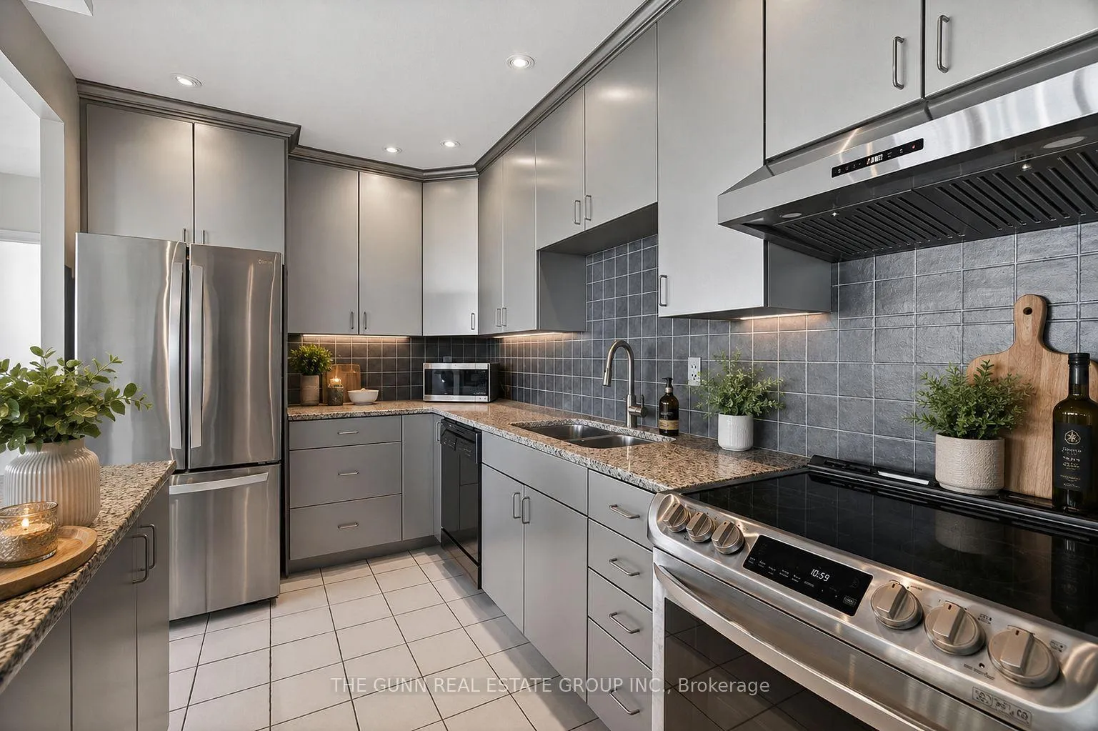 Photo 18 of Unit 607, 549 Ridout Street, London, East F — HOMEH