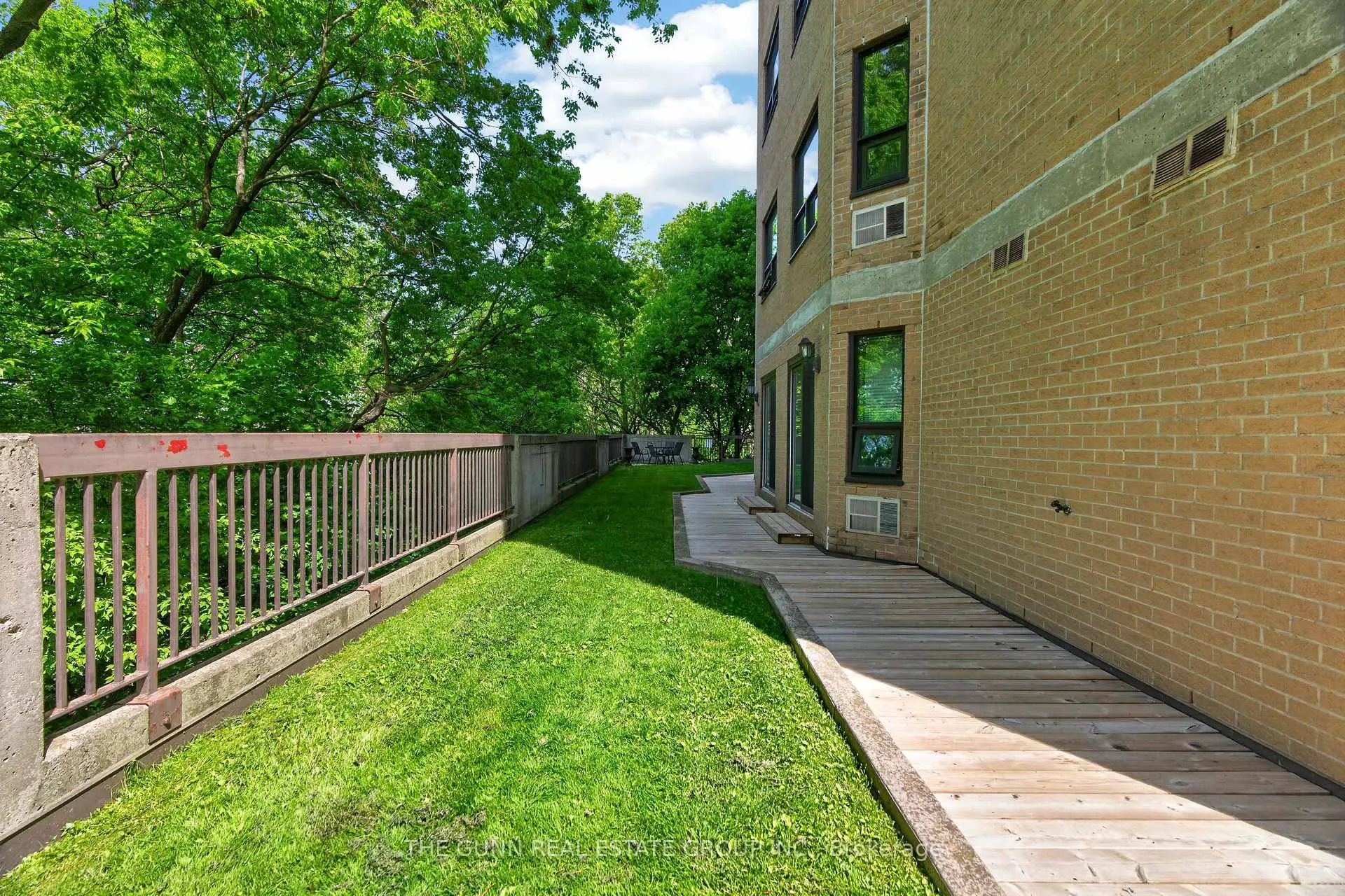 Photo 35 of Unit 607, 549 Ridout Street, London, East F — HOMEH