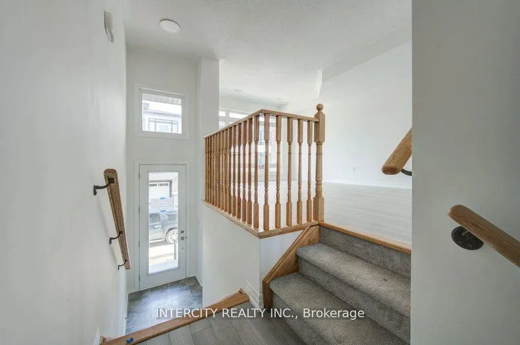 Photo 4 of 78 Sidney Rose Common N, St. Catharines, Glendale/Glenridge — HOMEH