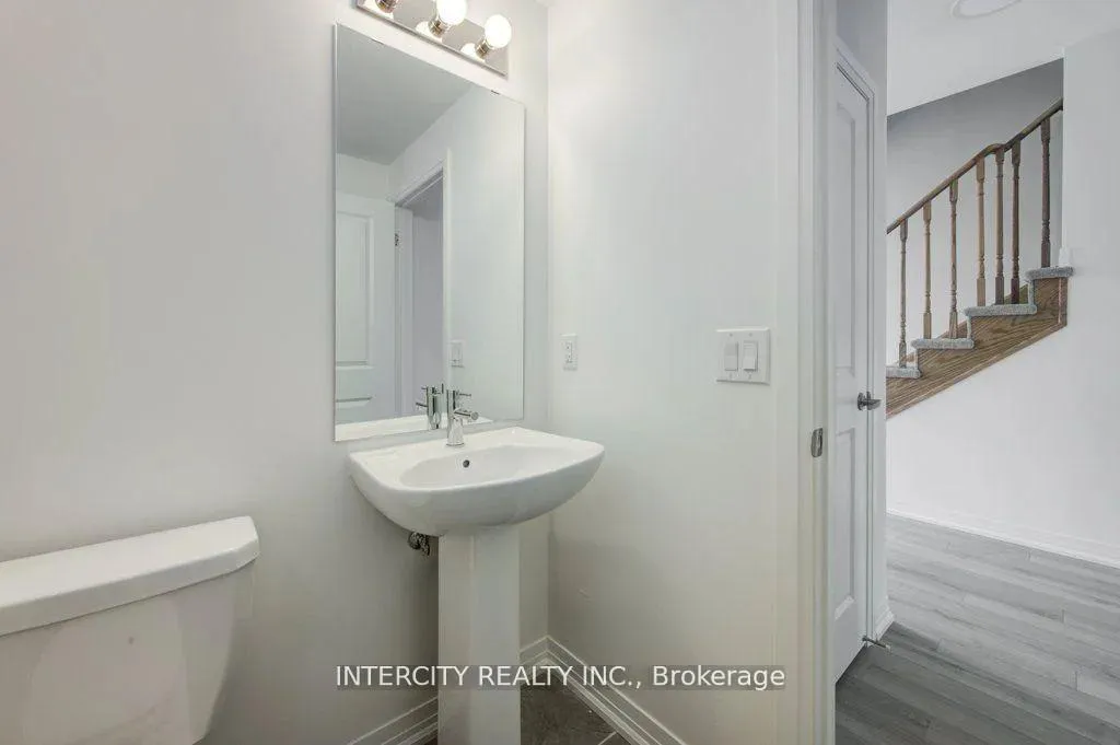 Photo 10 of 78 Sidney Rose Common N, St. Catharines, Glendale/Glenridge — HOMEH