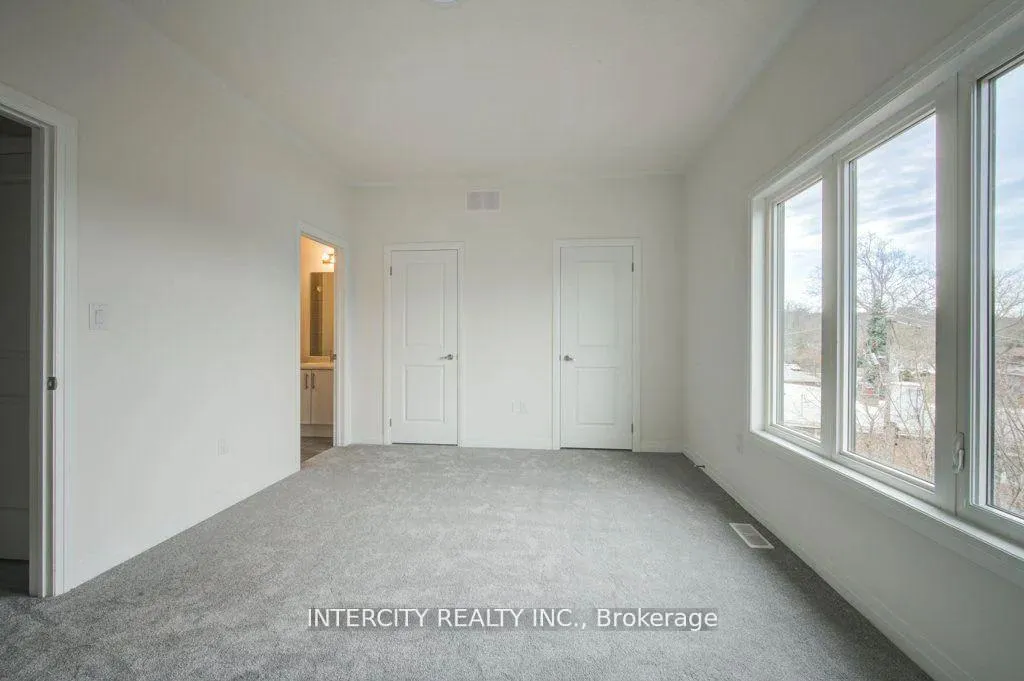 Photo 22 of 78 Sidney Rose Common N, St. Catharines, Glendale/Glenridge — HOMEH