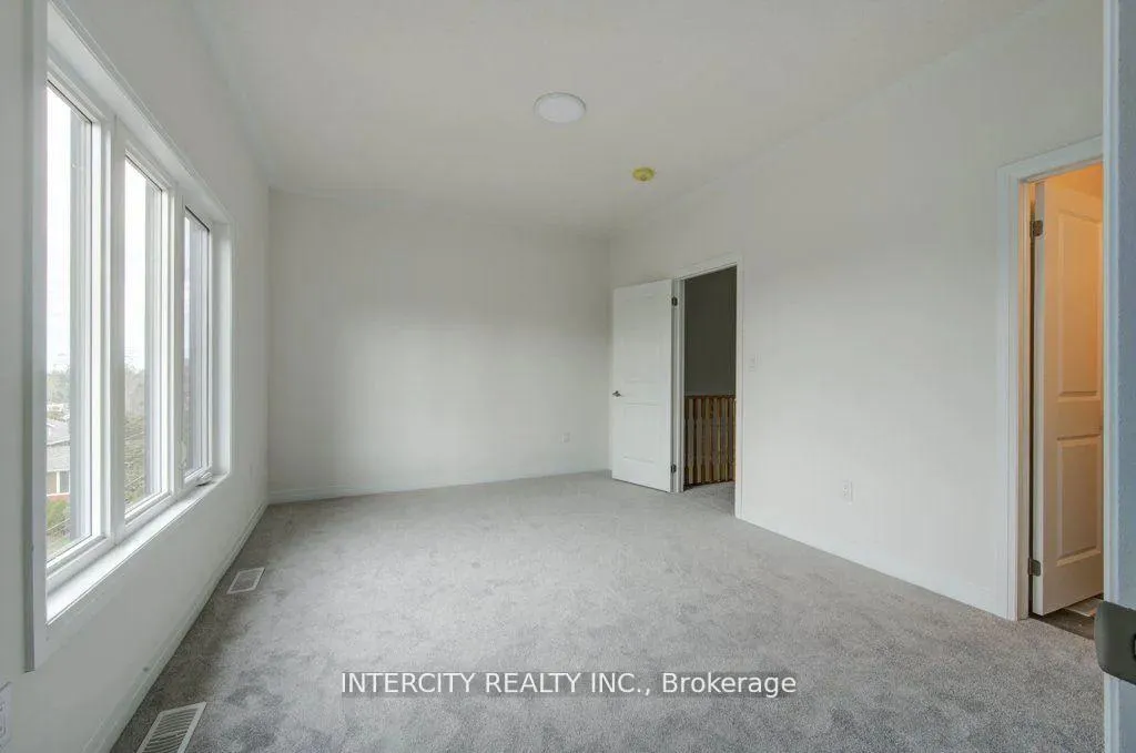 Photo 24 of 78 Sidney Rose Common N, St. Catharines, Glendale/Glenridge — HOMEH